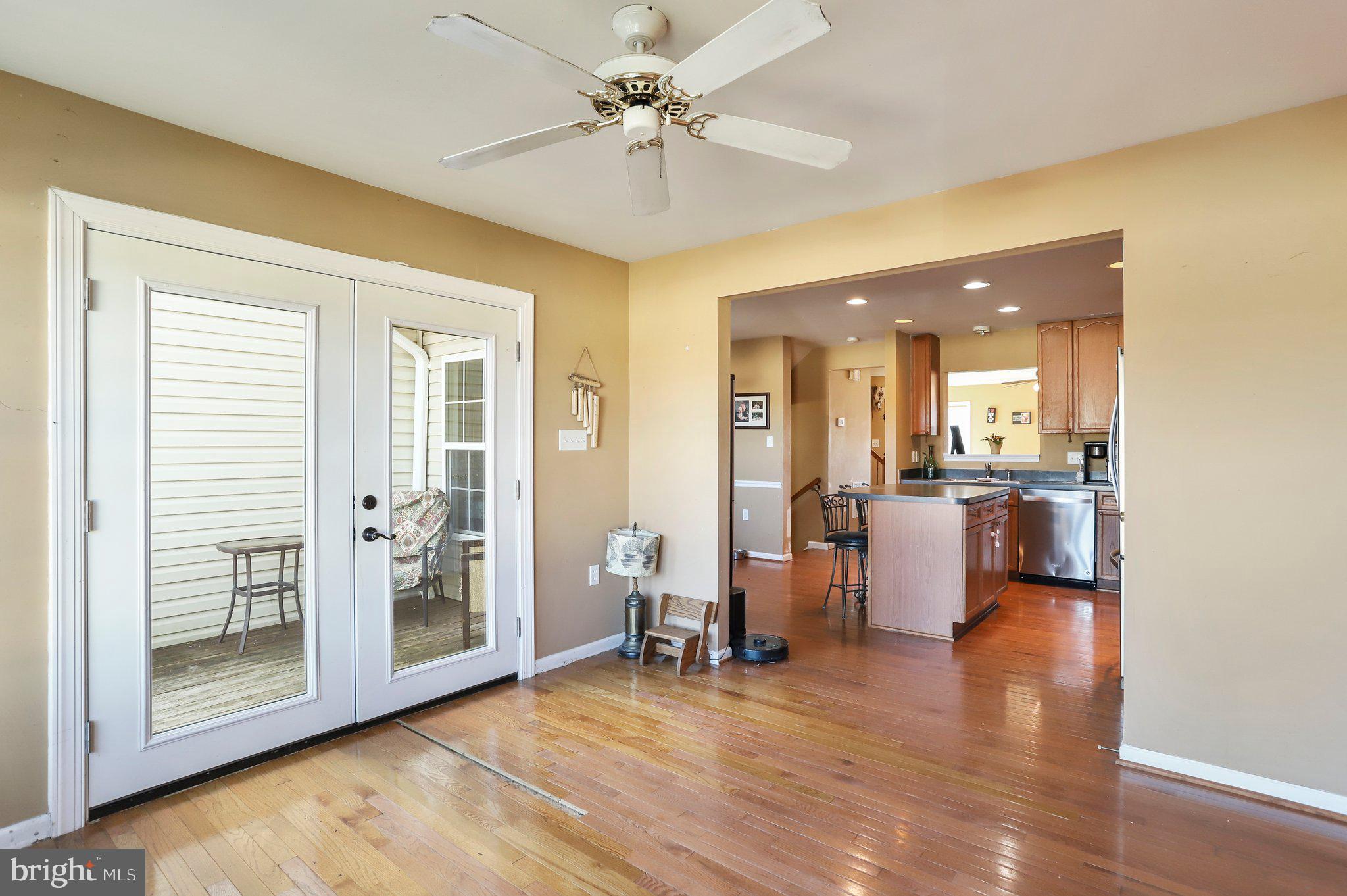 MANOR PARK - Residential