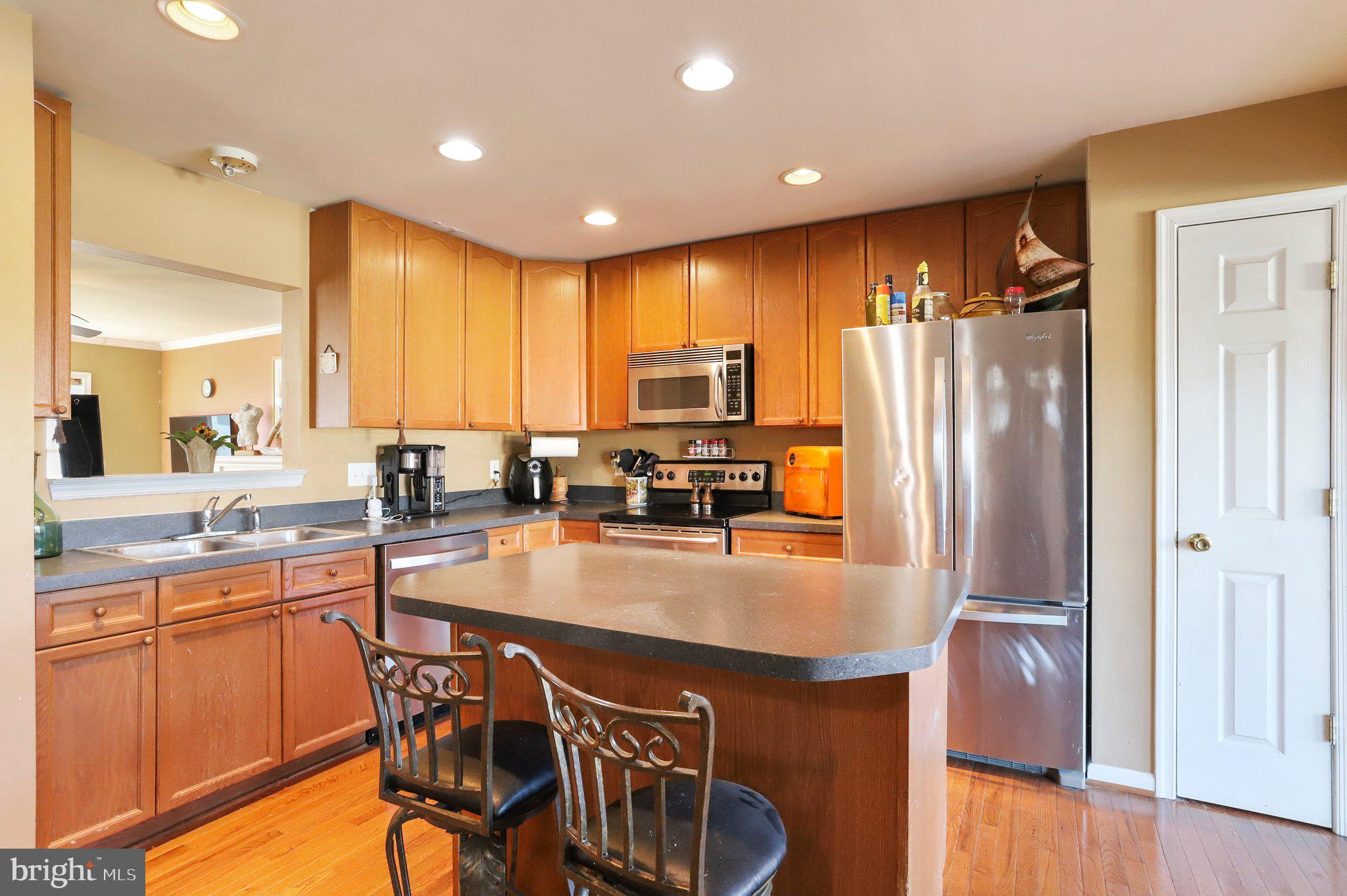 MANOR PARK - Residential