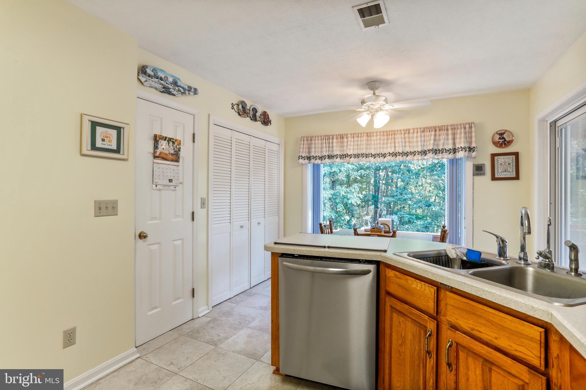 CRYSTAL VALLEY ESTATES - Residential