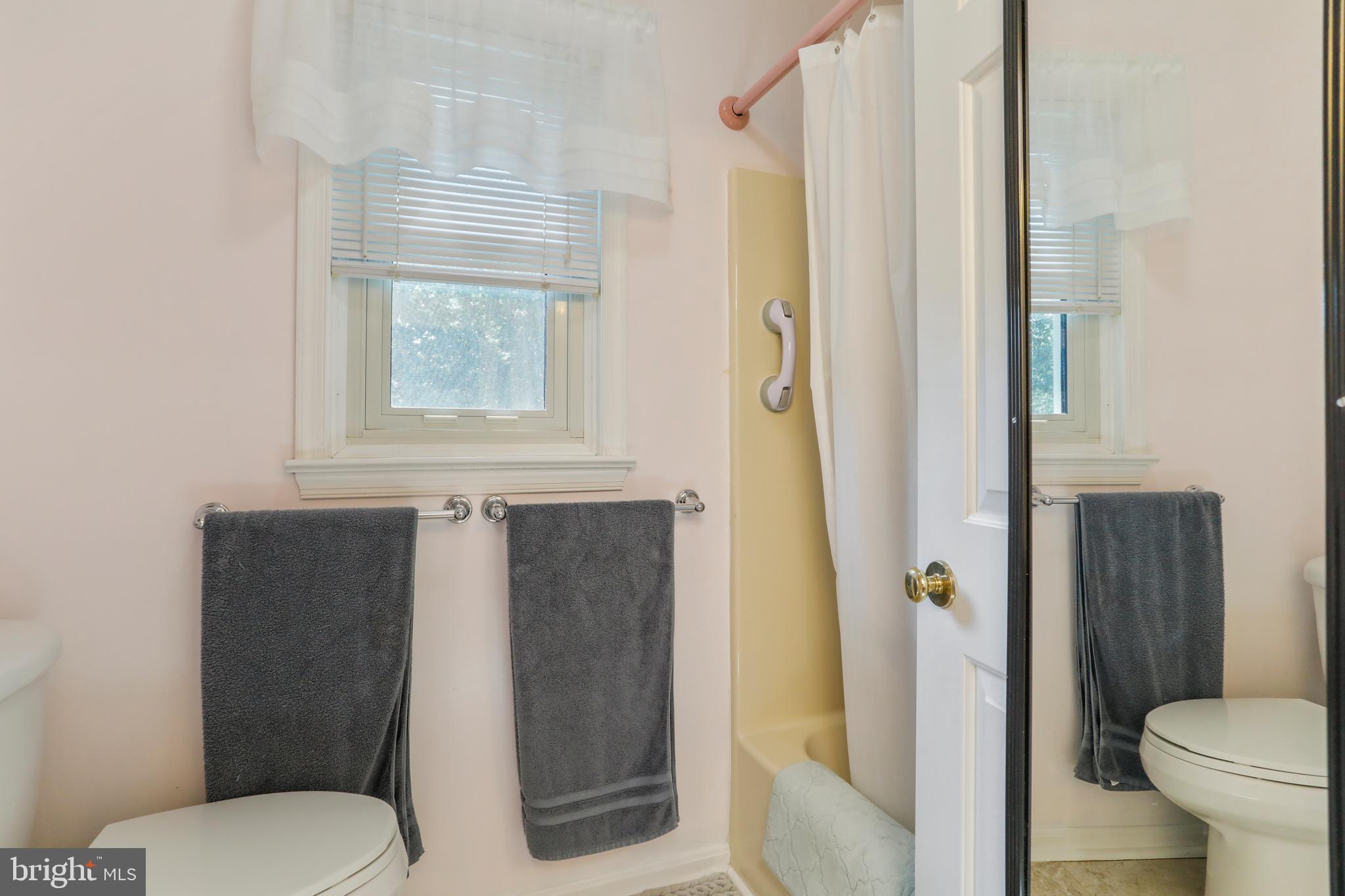 CRYSTAL VALLEY ESTATES - Residential