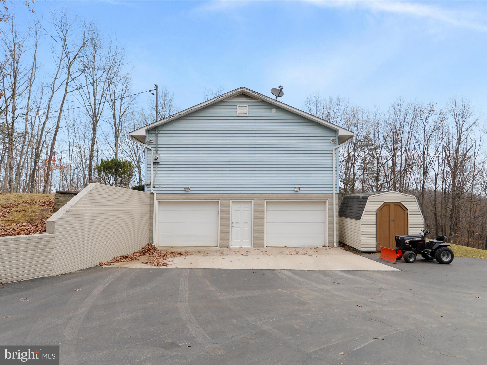 CRYSTAL VALLEY ESTATES - Residential