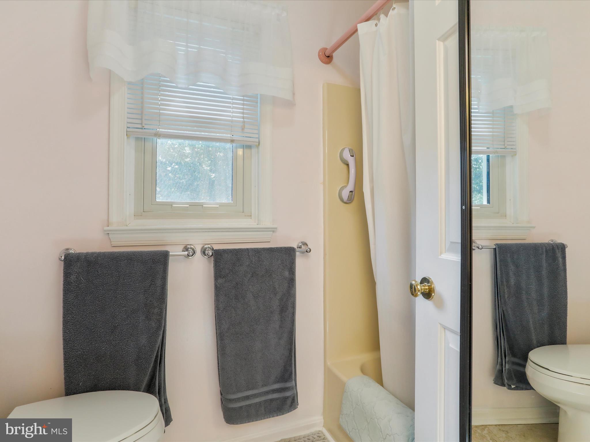 CRYSTAL VALLEY ESTATES - Residential