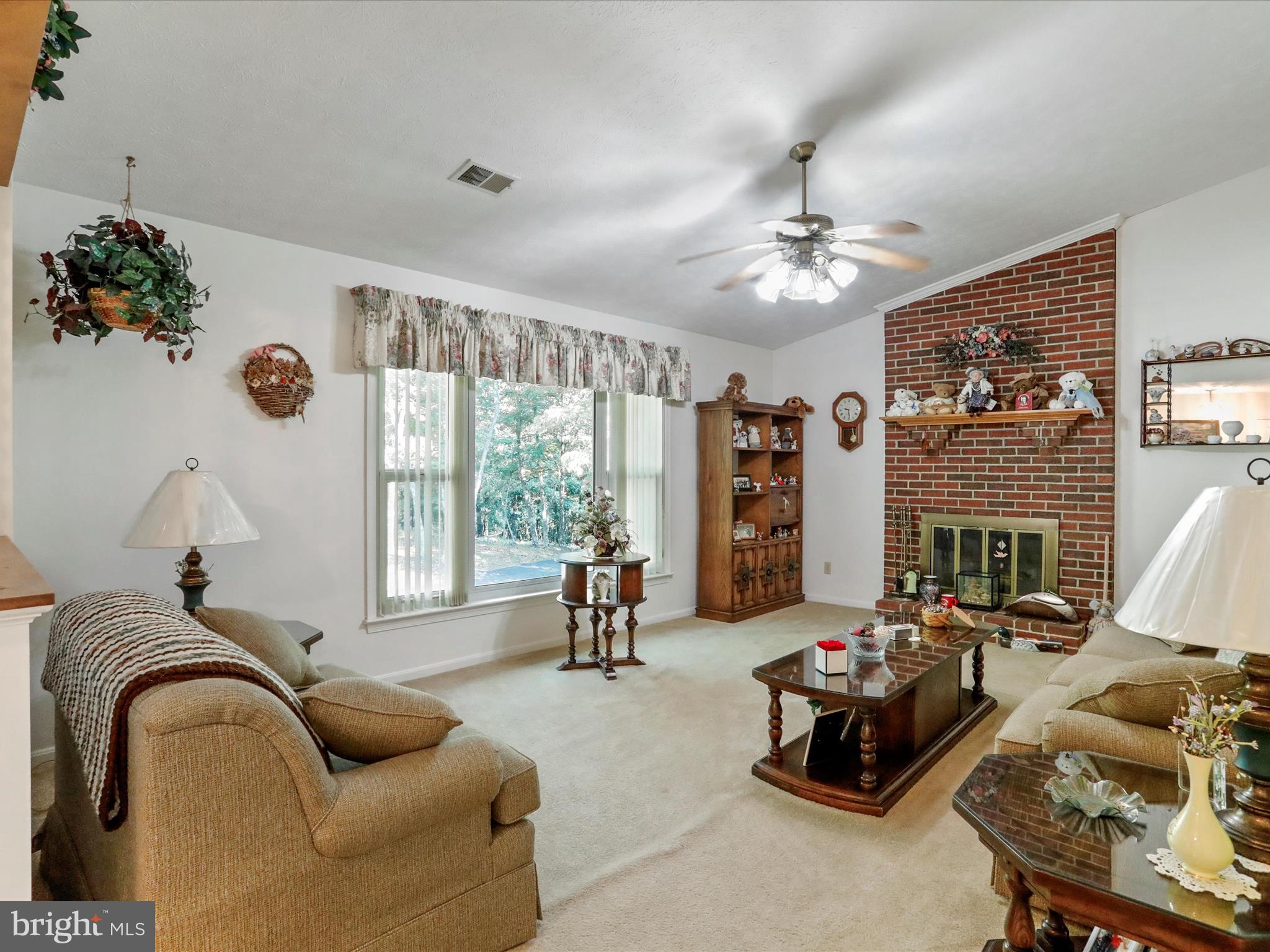 CRYSTAL VALLEY ESTATES - Residential