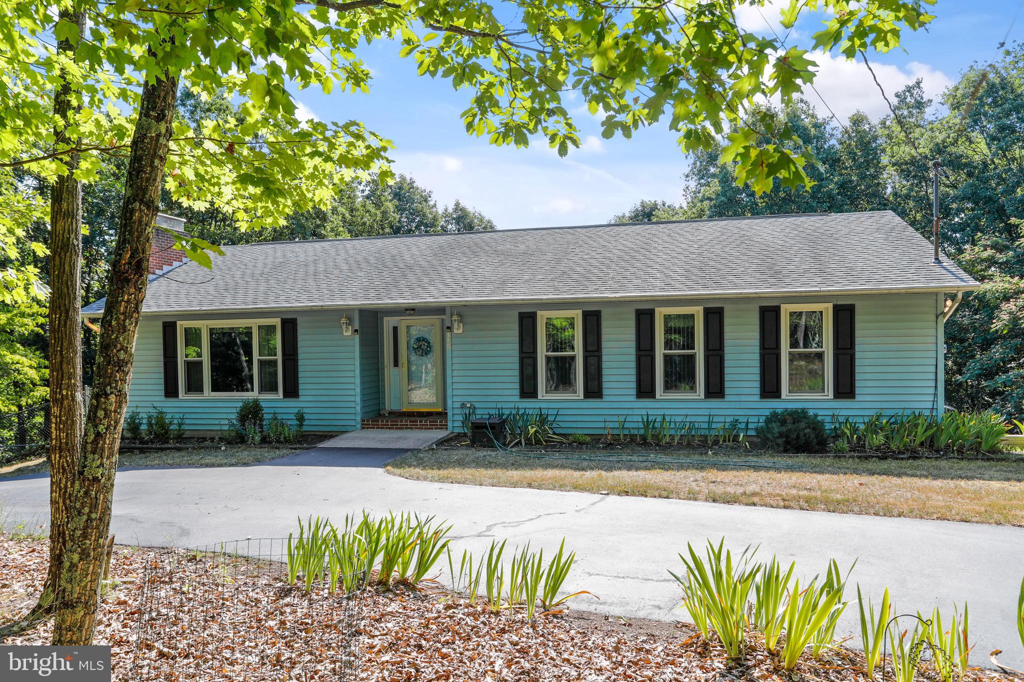 CRYSTAL VALLEY ESTATES - Residential