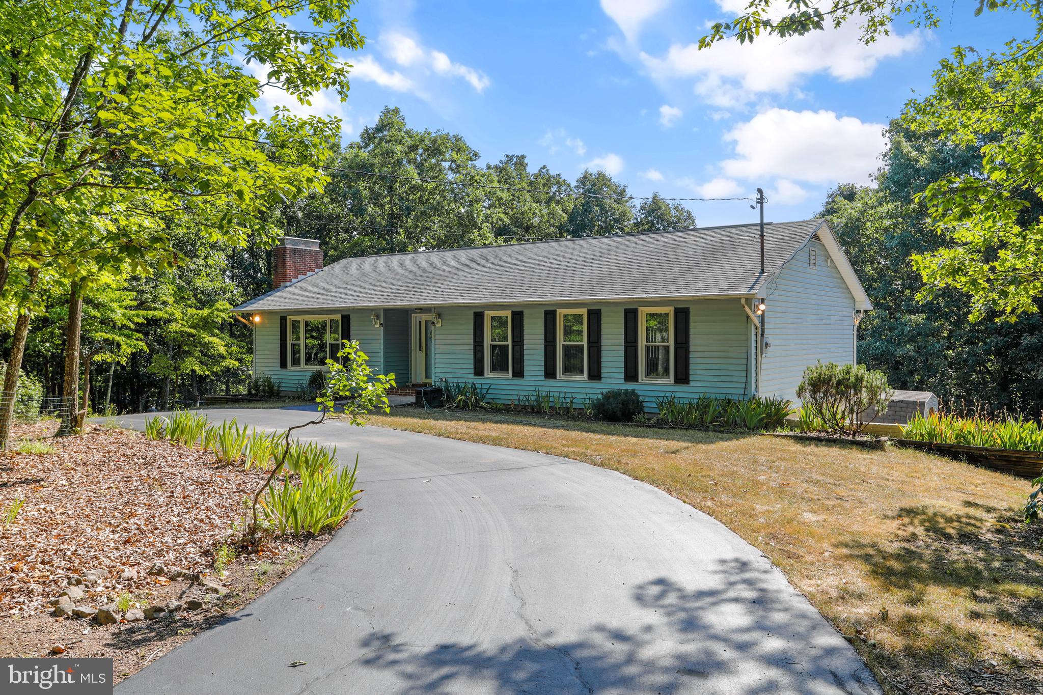 CRYSTAL VALLEY ESTATES - Residential