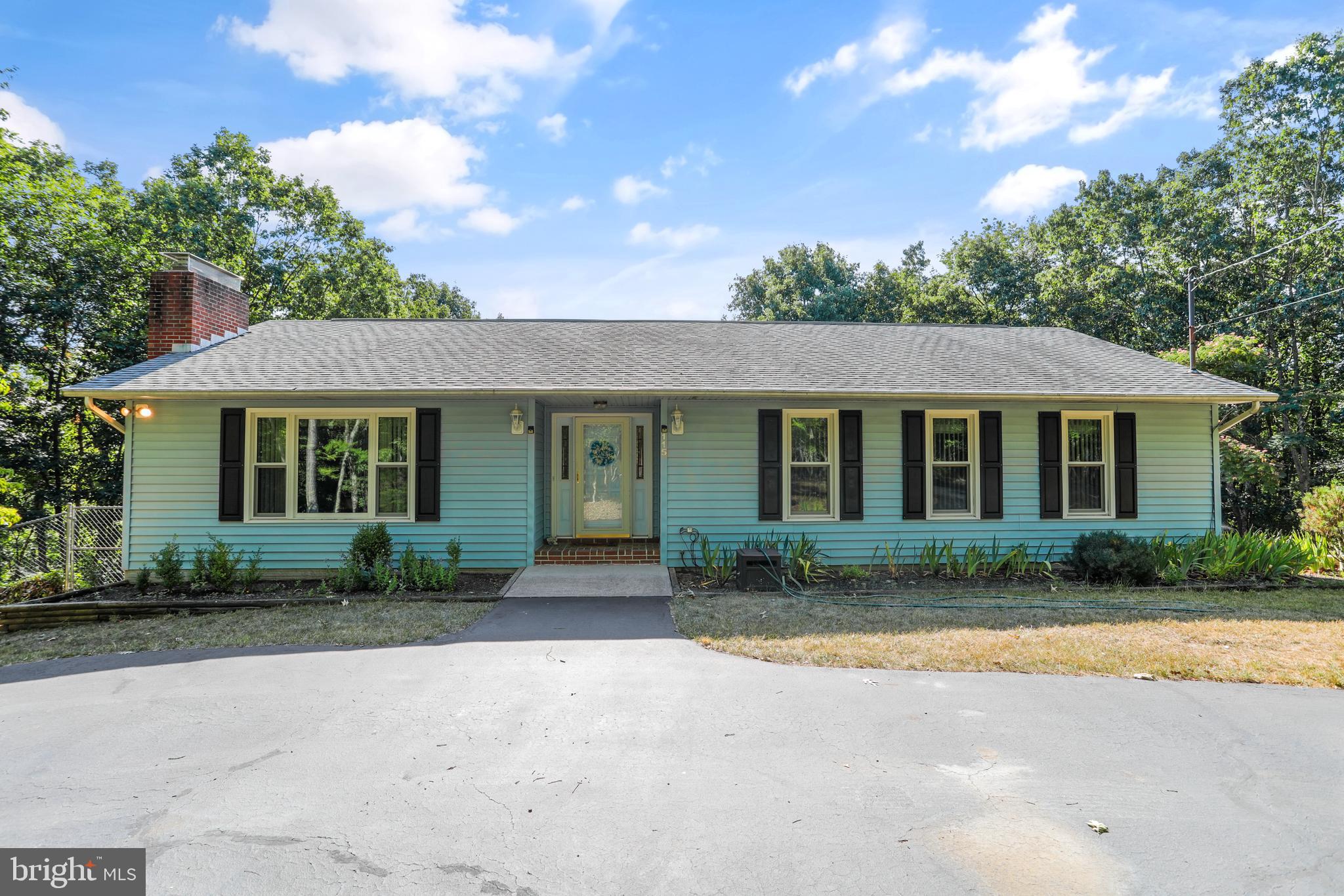 CRYSTAL VALLEY ESTATES - Residential