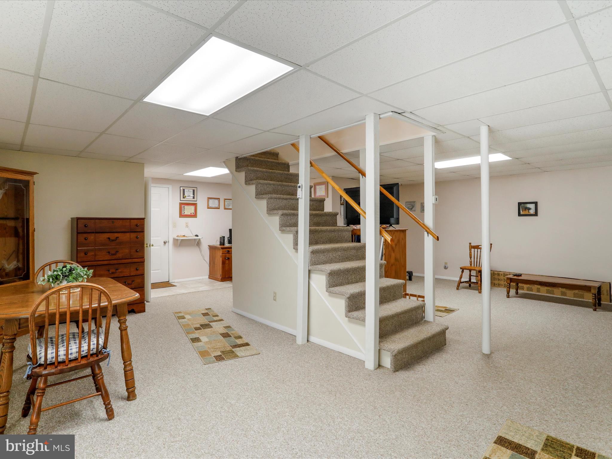 CRYSTAL VALLEY ESTATES - Residential