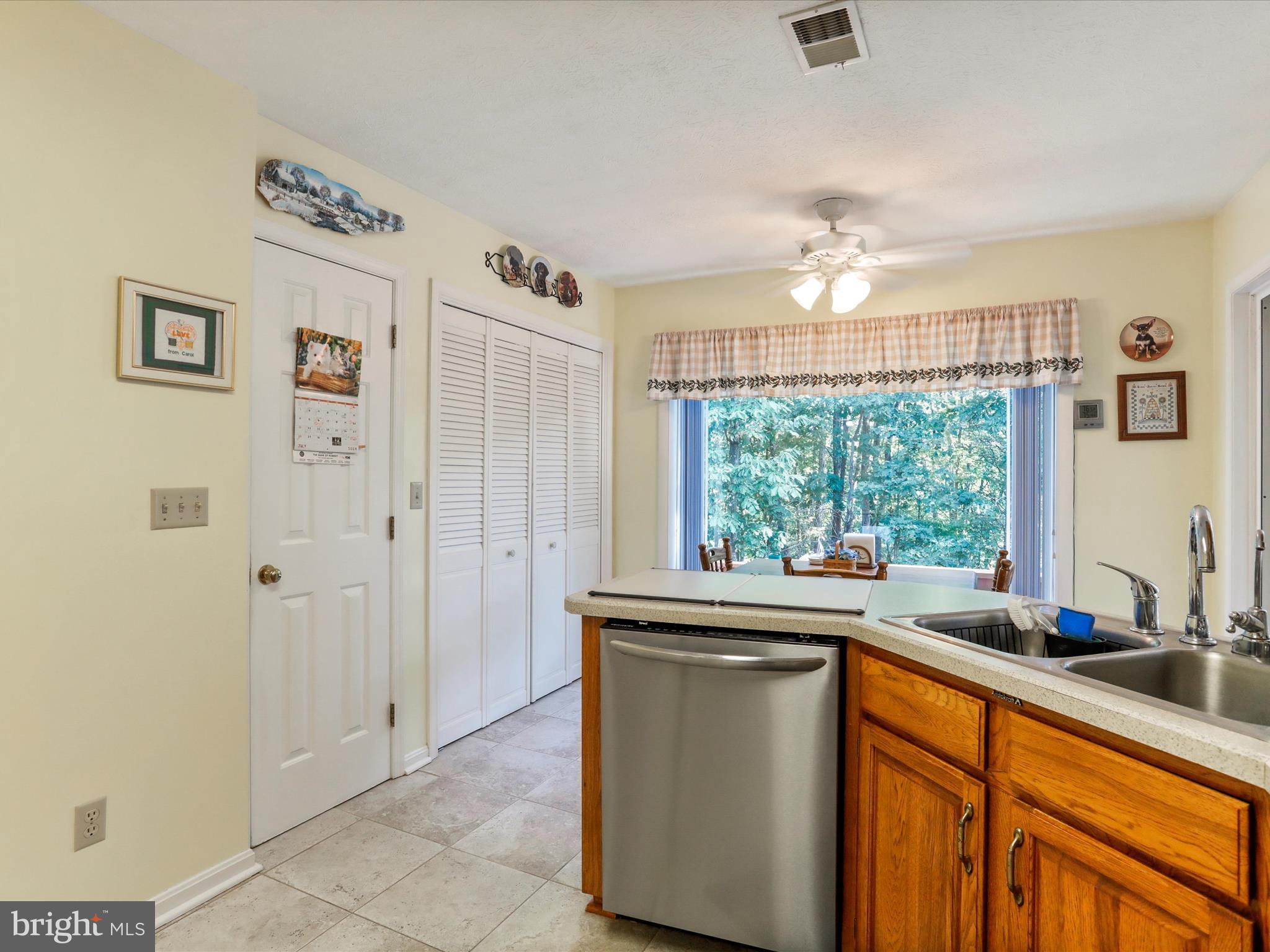 CRYSTAL VALLEY ESTATES - Residential