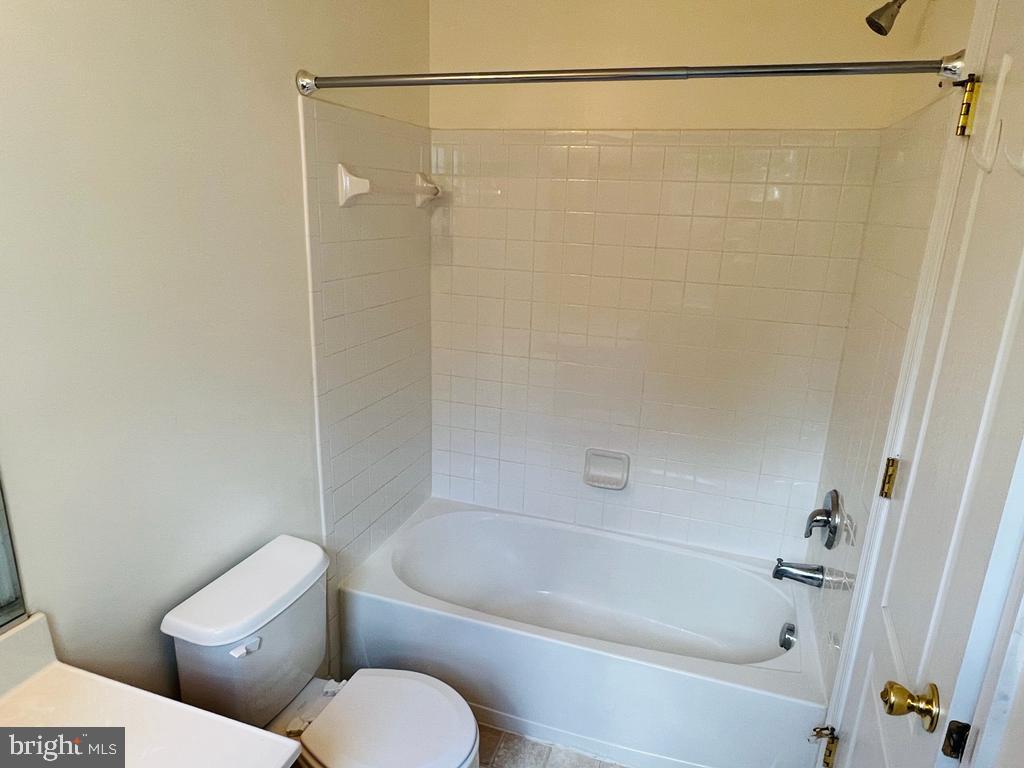 TASKERS CHANCE - Residential Lease