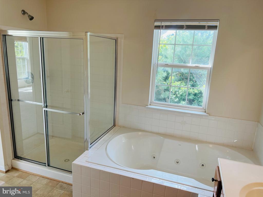 TASKERS CHANCE - Residential Lease