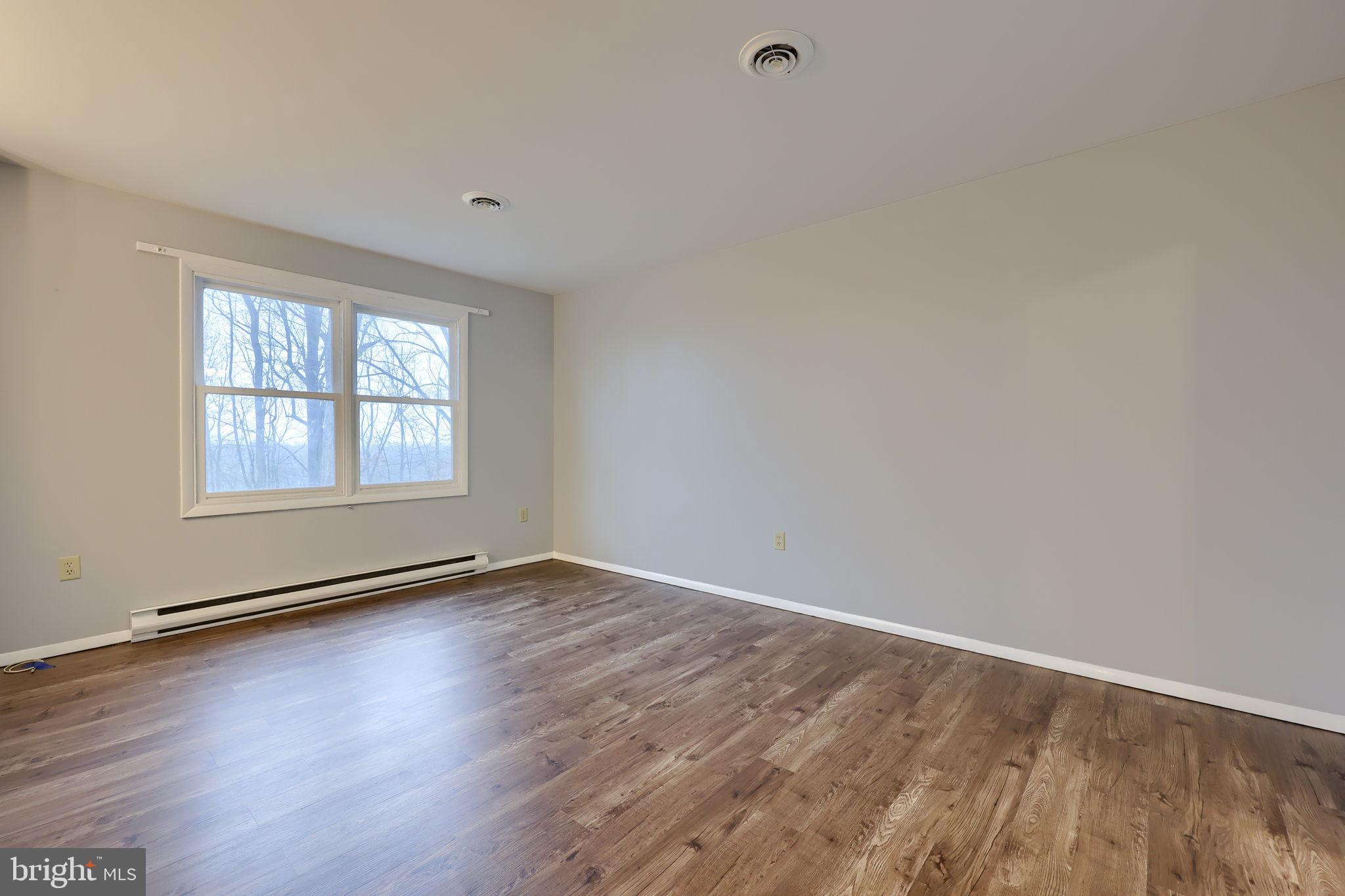 CORNWALL BOROUGH - Residential