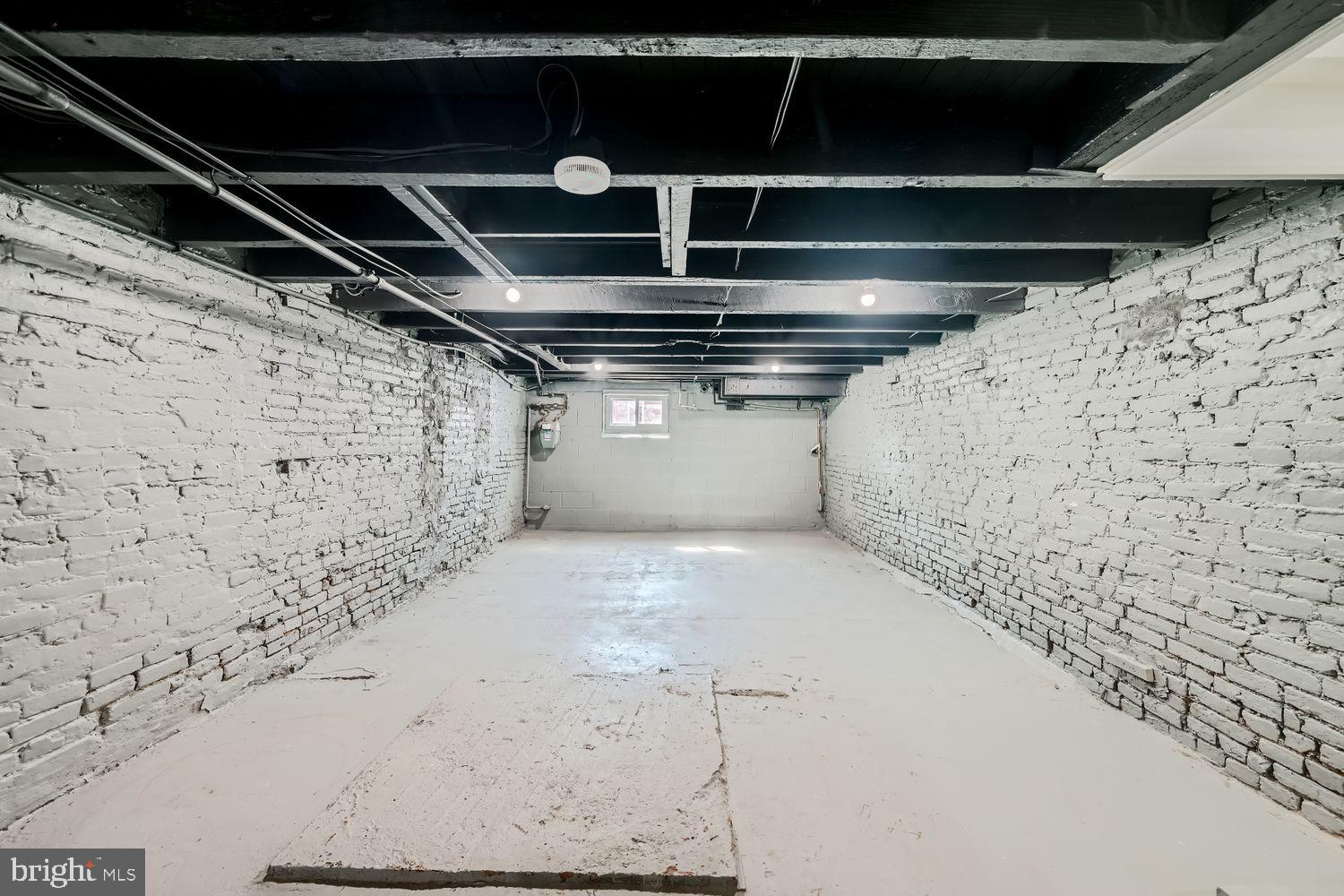 PIGTOWN HISTORIC DISTRICT - Residential Lease