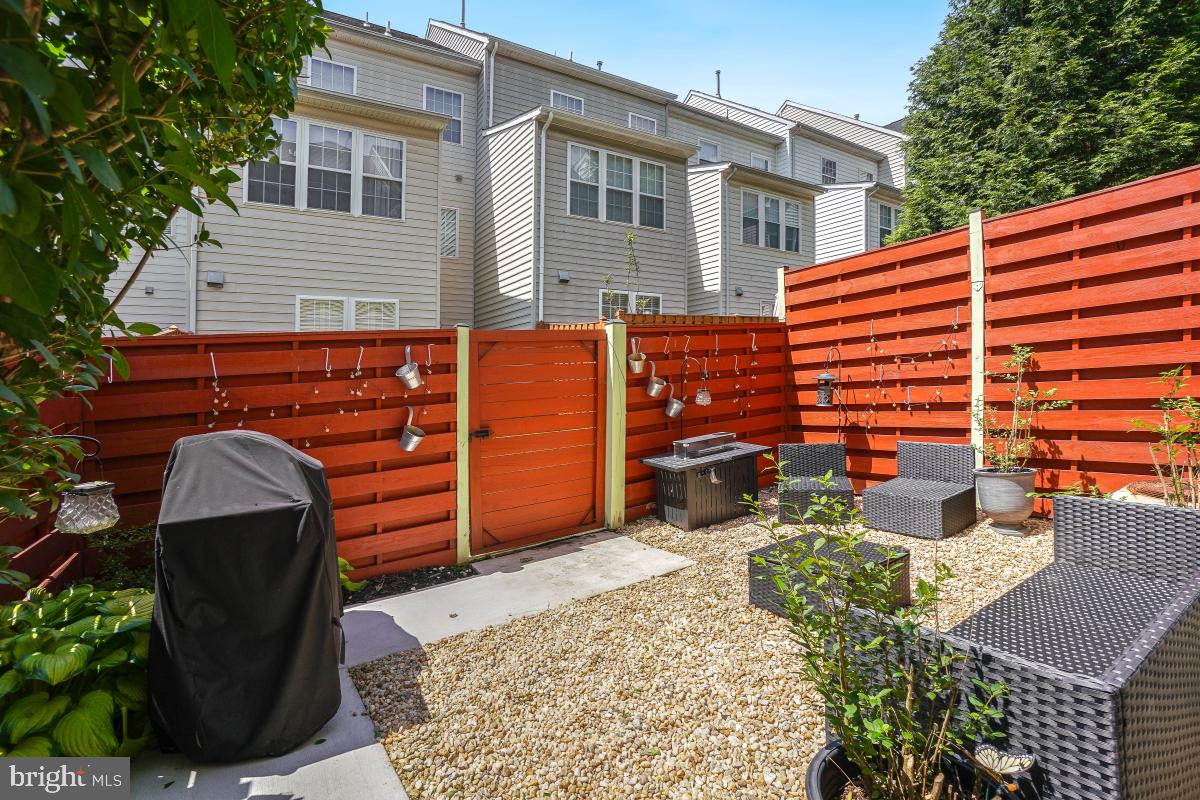13304 TIVOLI FOUNTAIN COURT