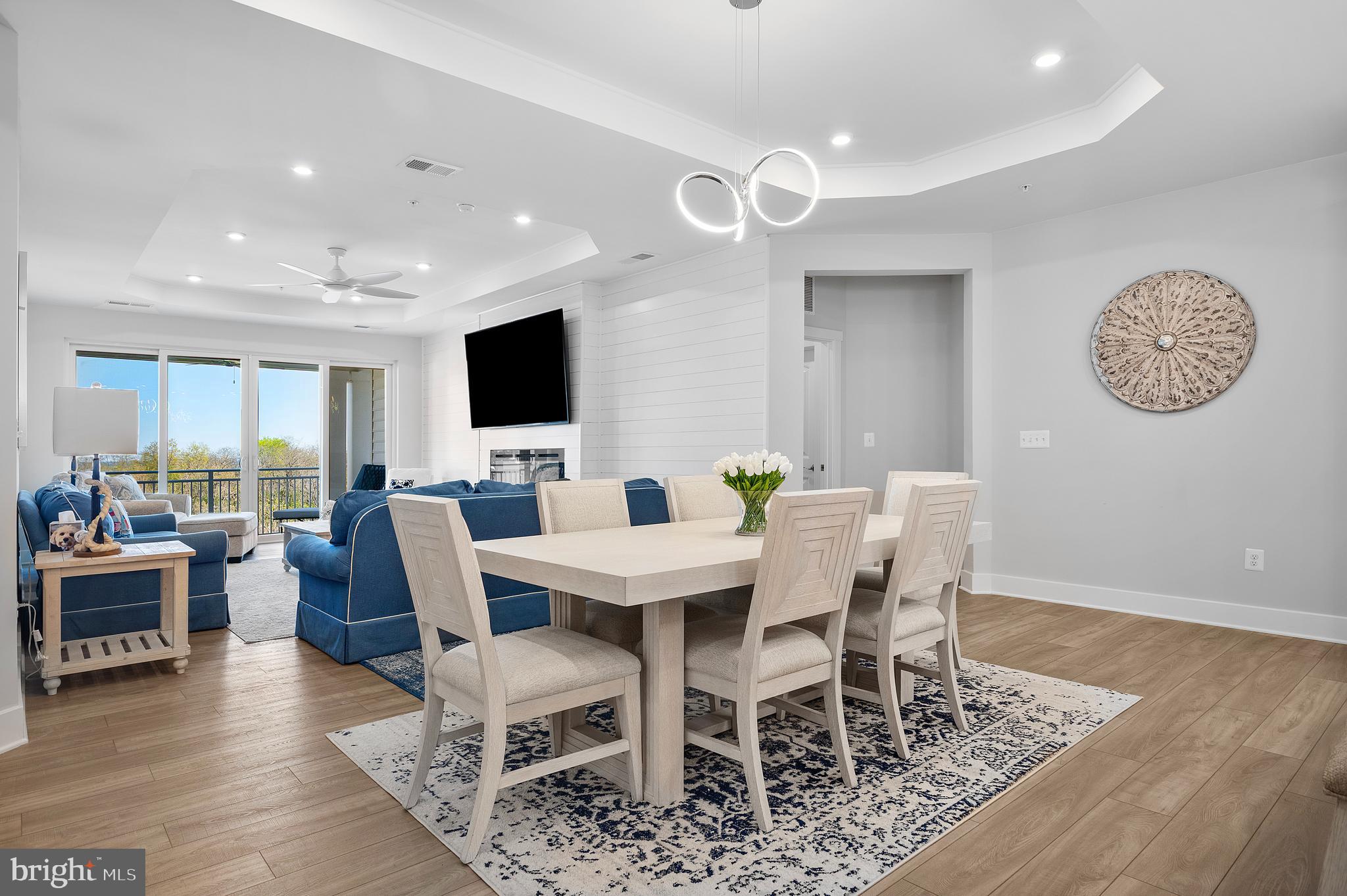 FOUR SEASONS AT KENT ISLAND - Residential