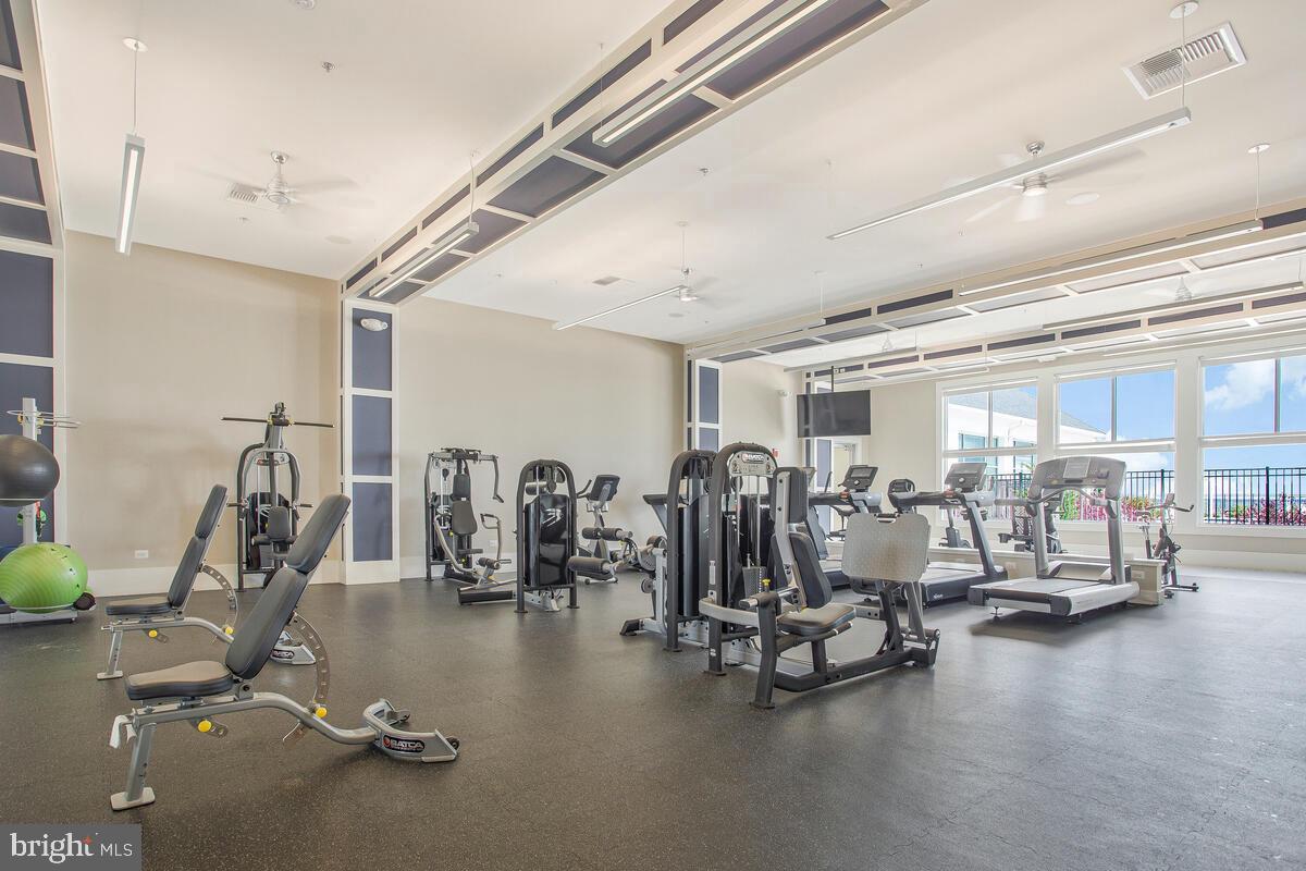 FOUR SEASONS AT KENT ISLAND - Residential