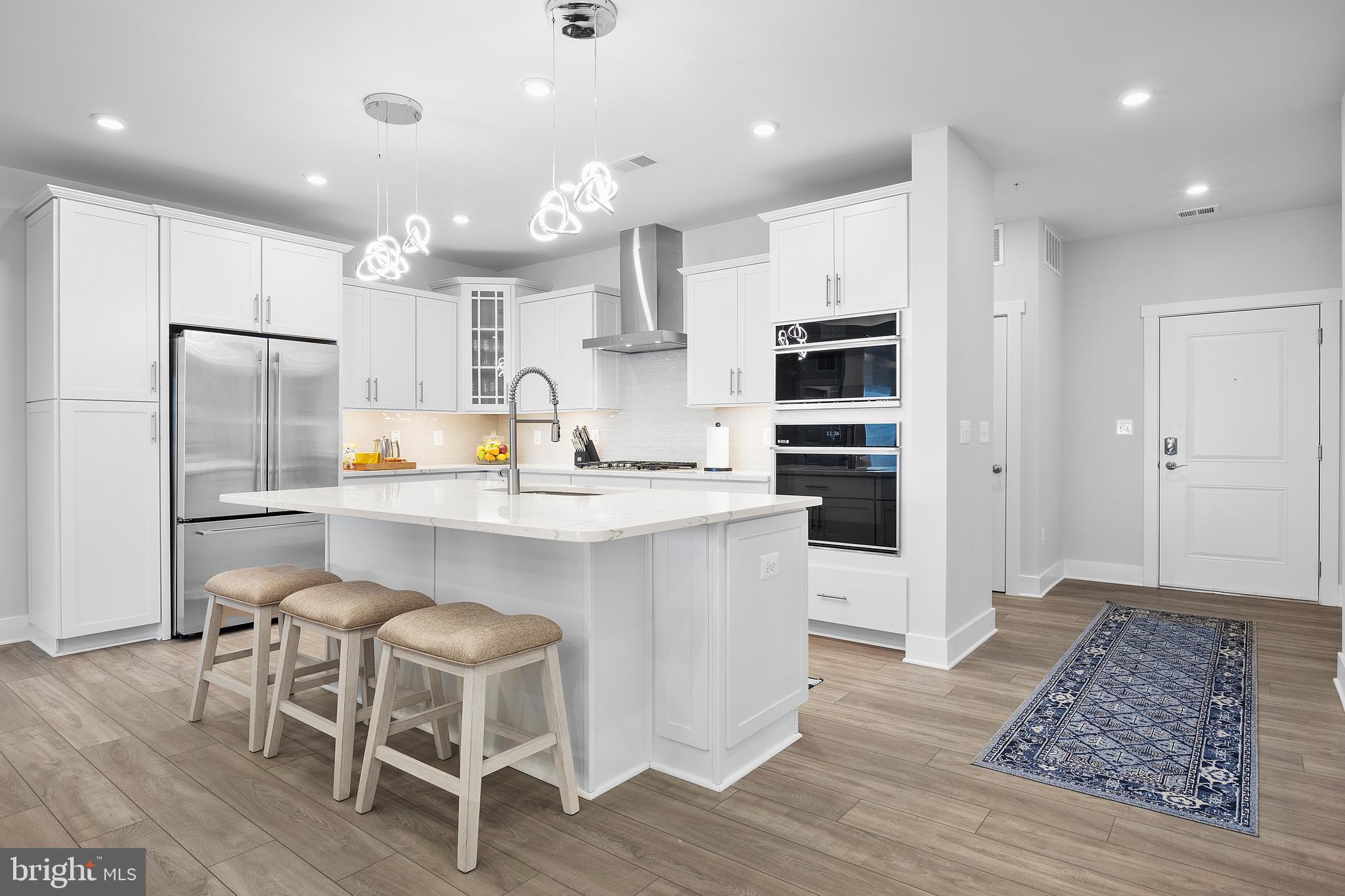 FOUR SEASONS AT KENT ISLAND - Residential