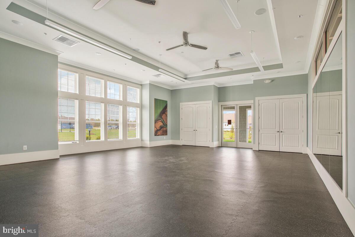 FOUR SEASONS AT KENT ISLAND - Residential