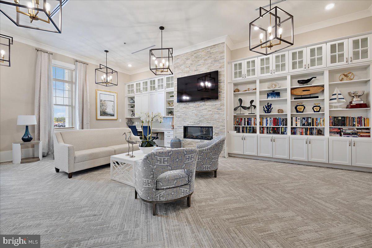 FOUR SEASONS AT KENT ISLAND - Residential