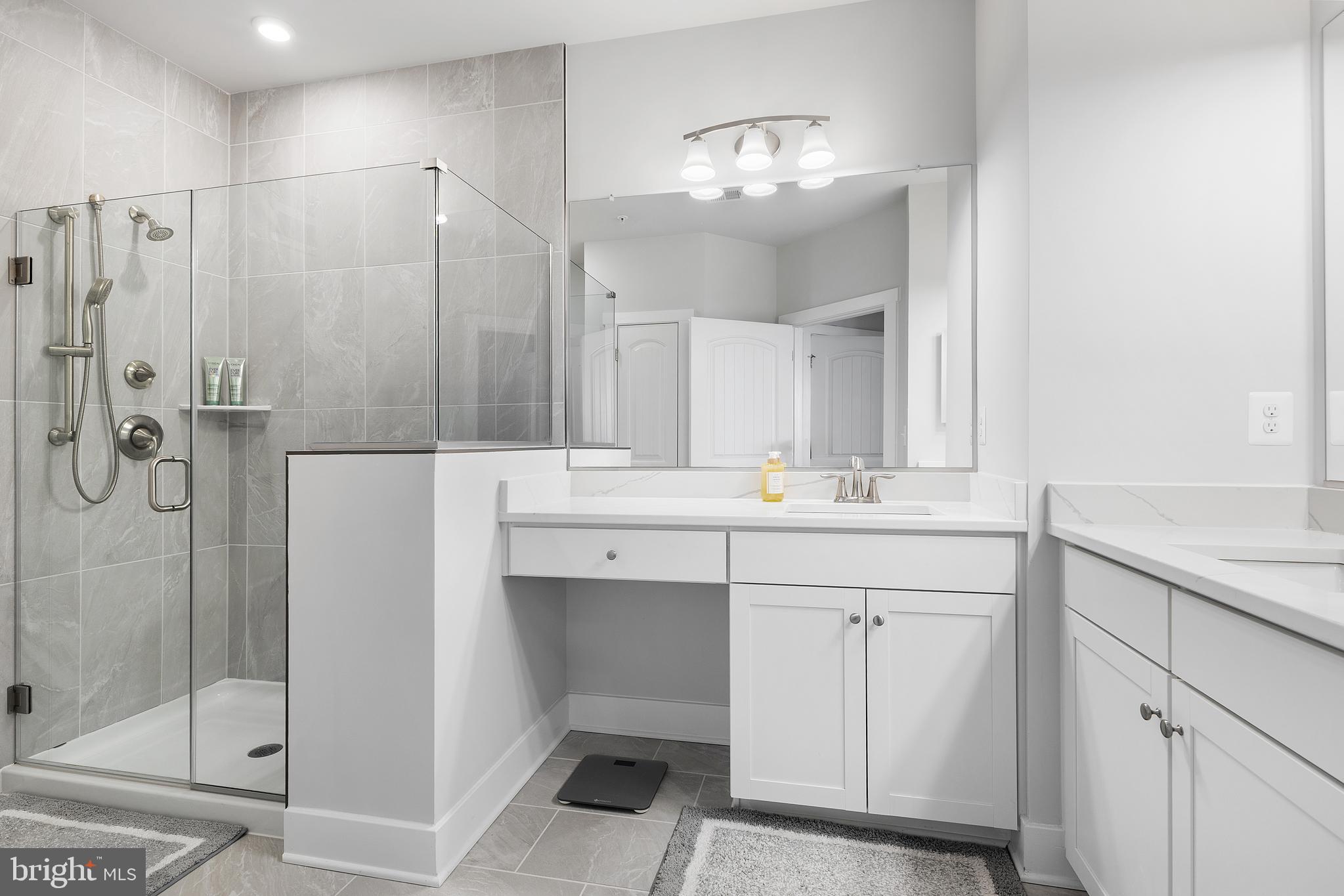 FOUR SEASONS AT KENT ISLAND - Residential