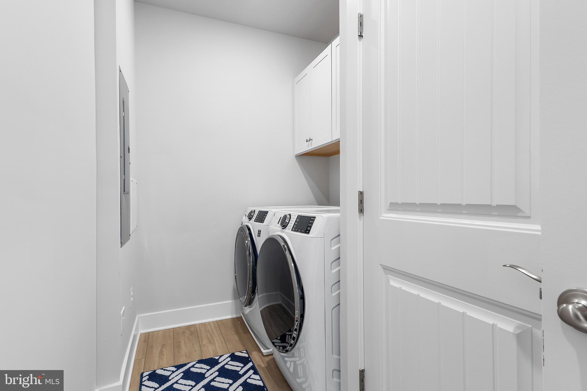 FOUR SEASONS AT KENT ISLAND - Residential