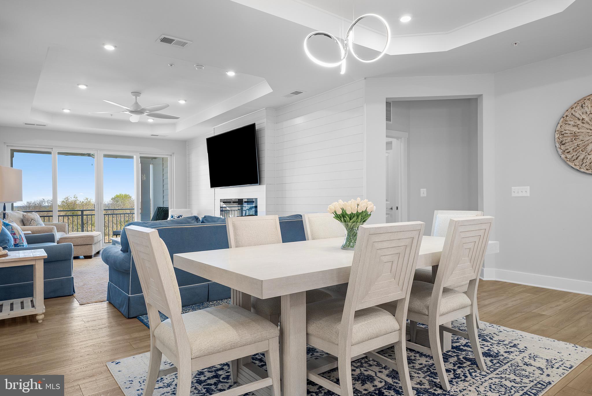 FOUR SEASONS AT KENT ISLAND - Residential