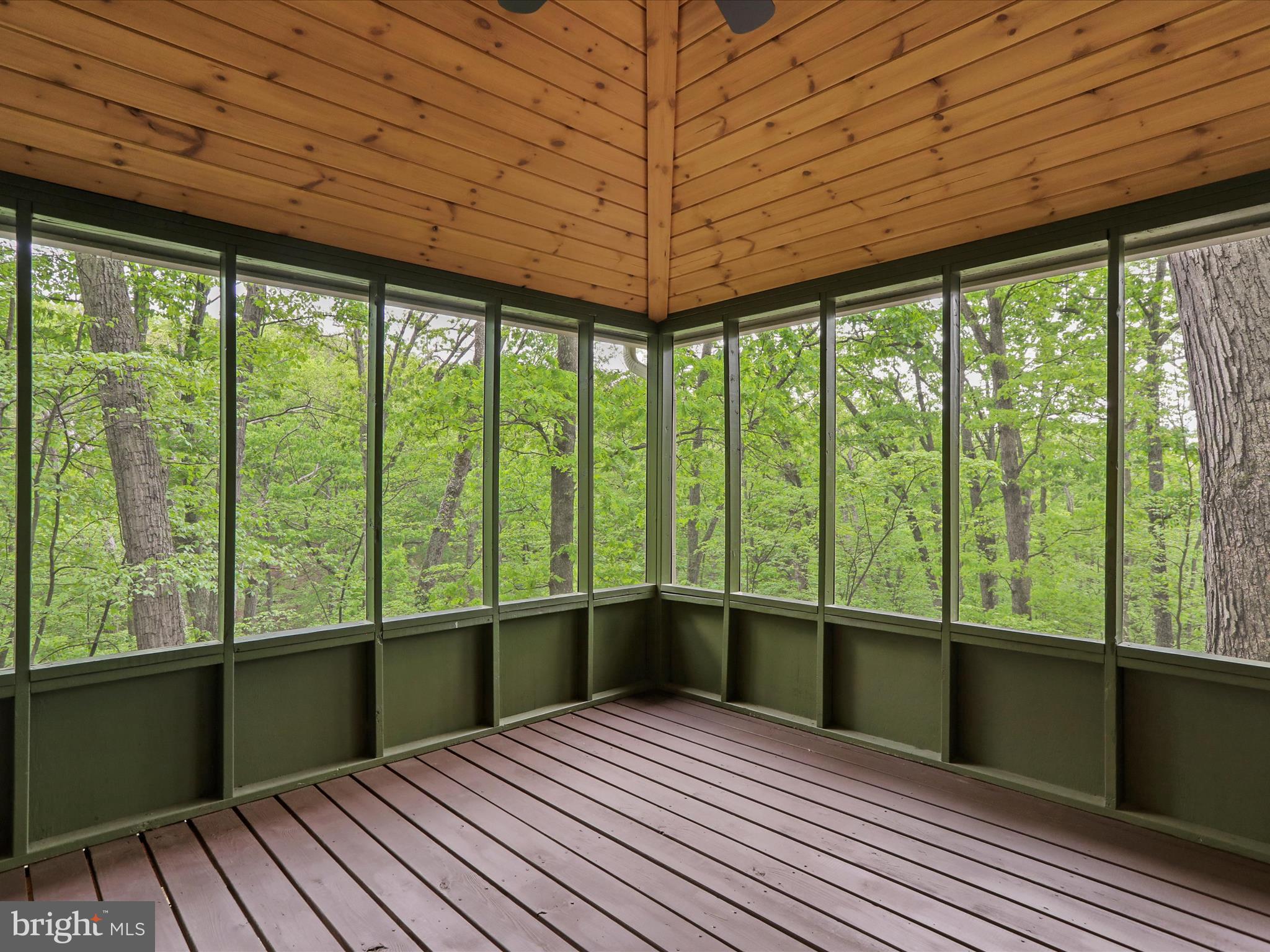 THE WOODS - Residential