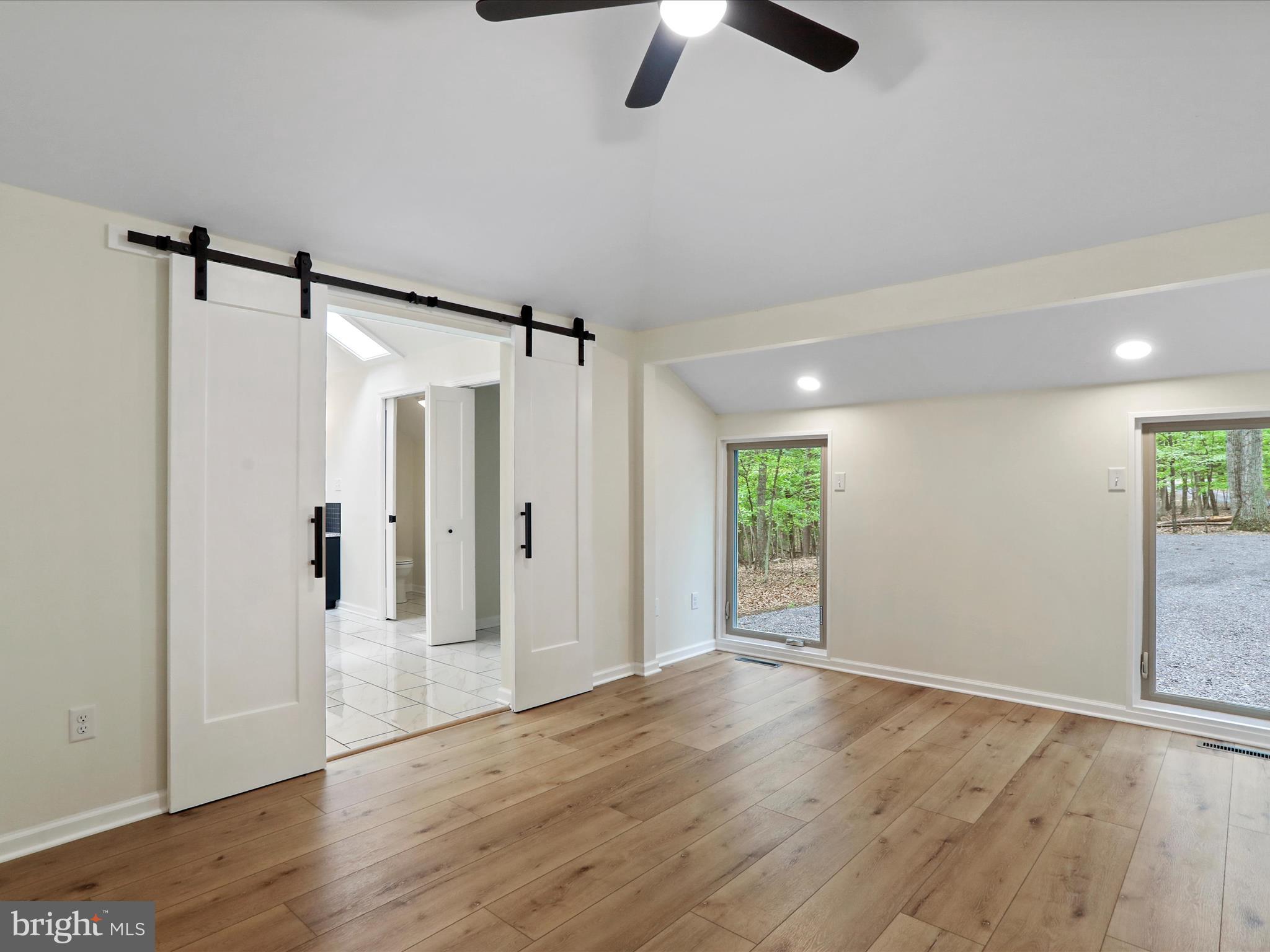 THE WOODS - Residential