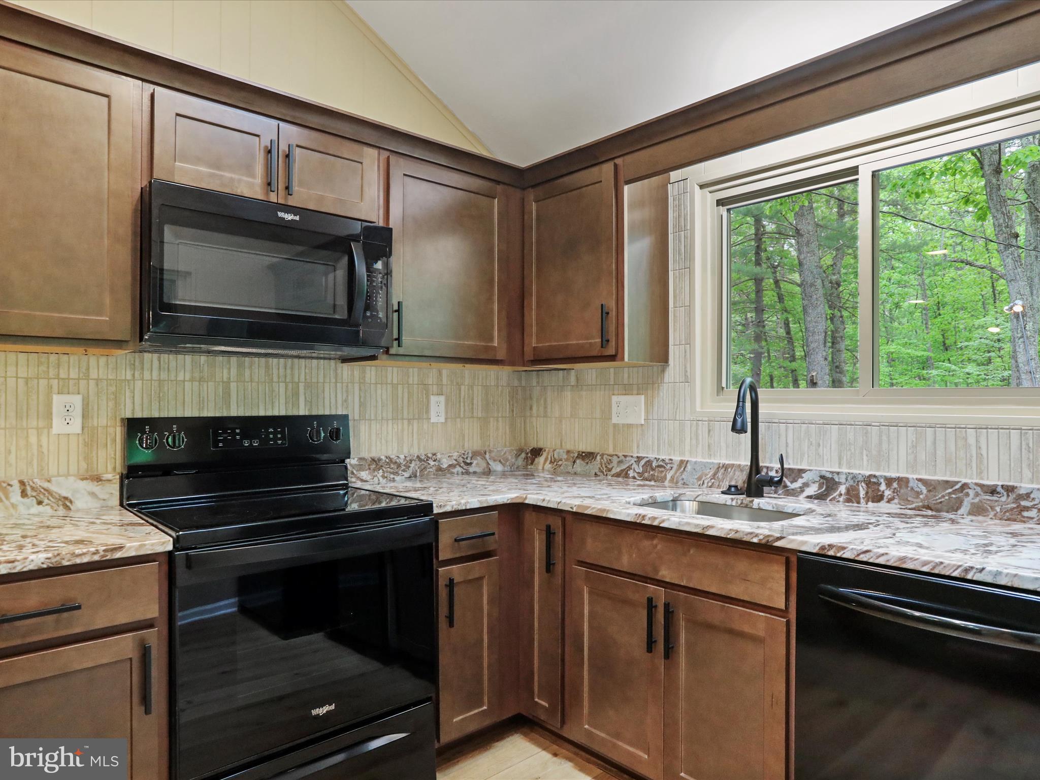 THE WOODS - Residential