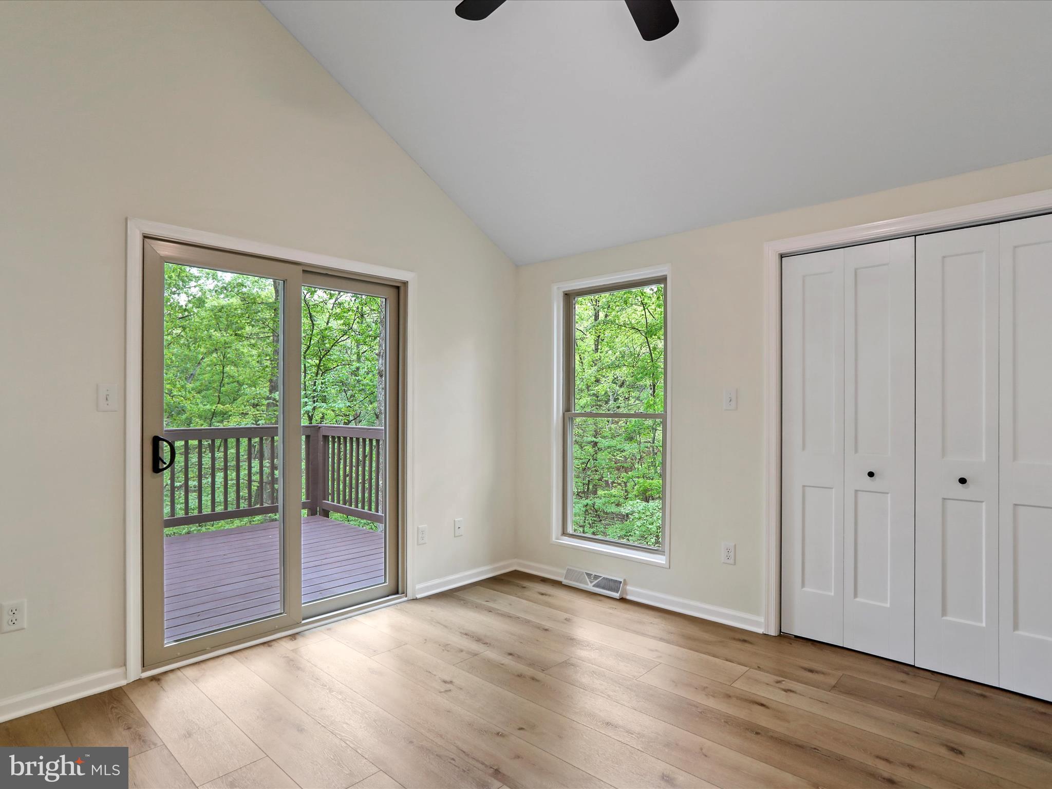 THE WOODS - Residential