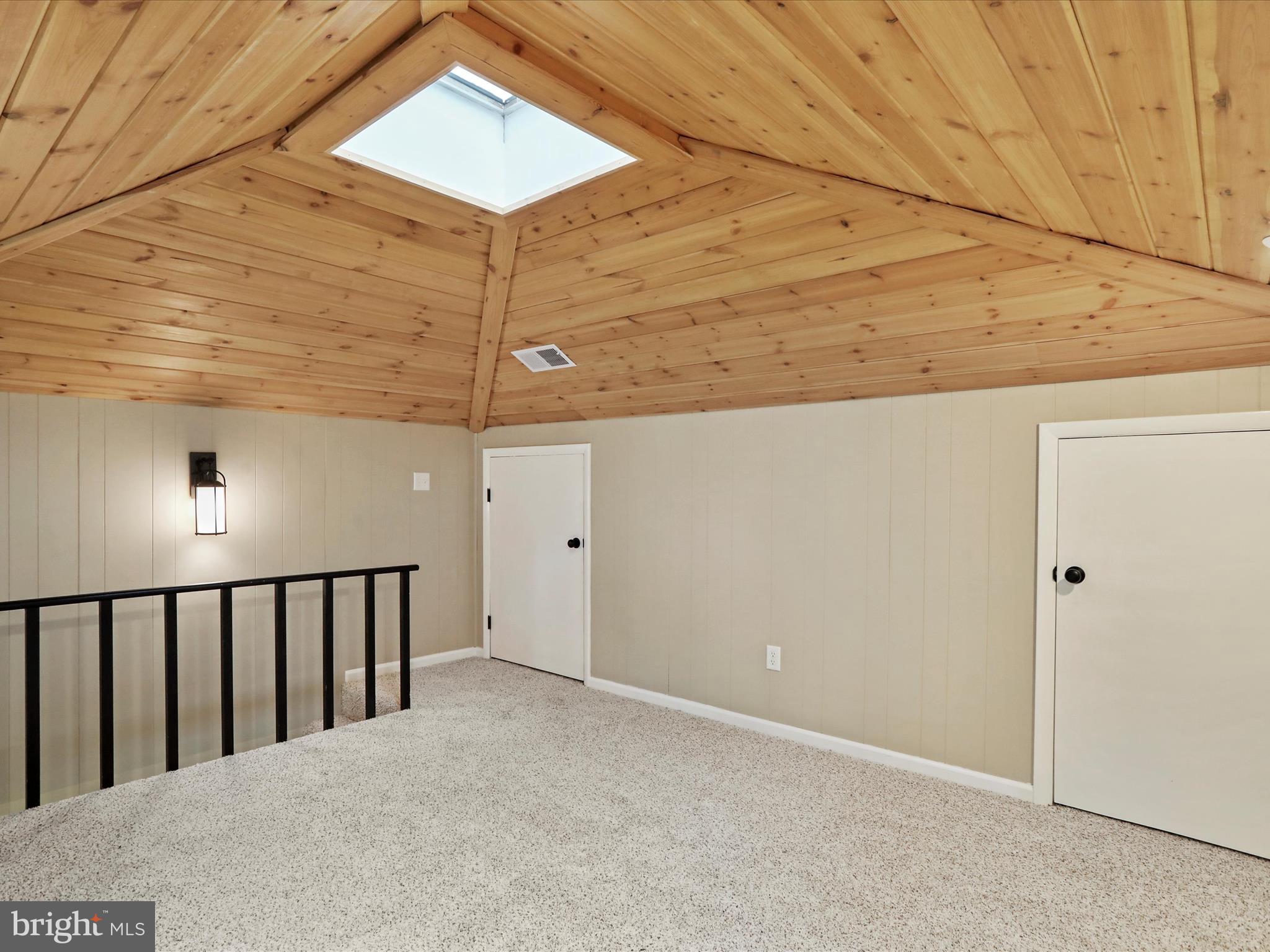 THE WOODS - Residential