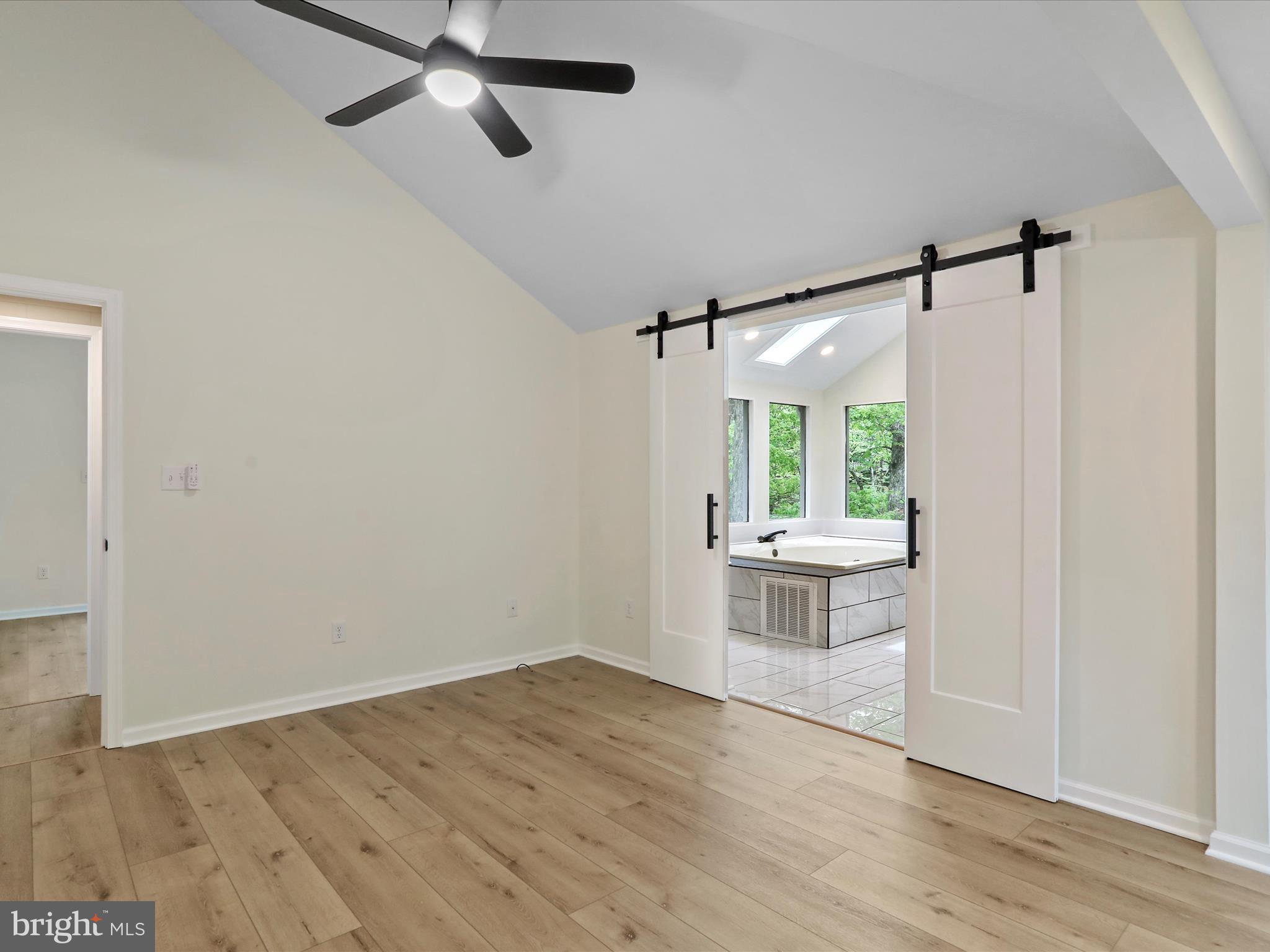 THE WOODS - Residential