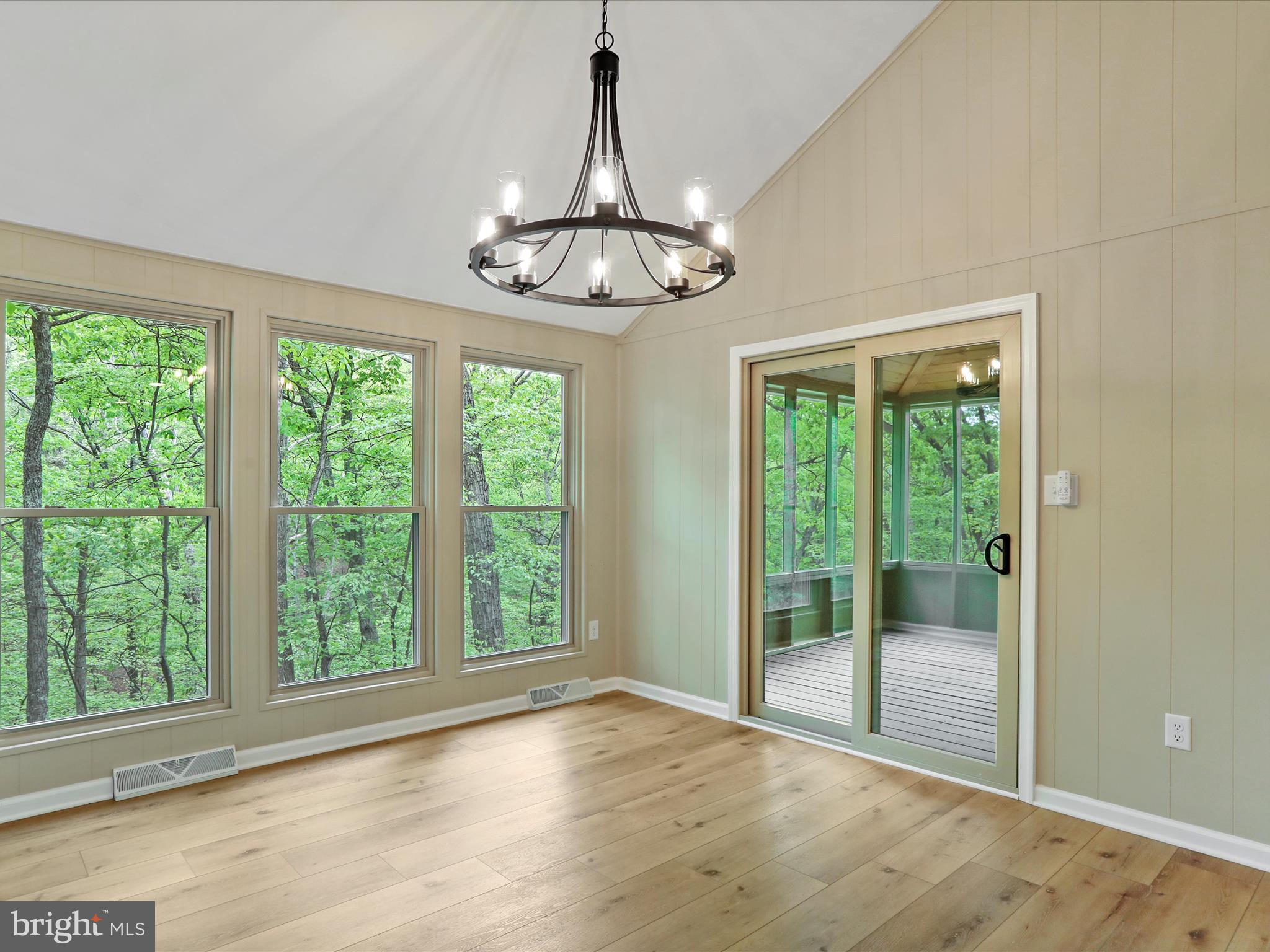 THE WOODS - Residential