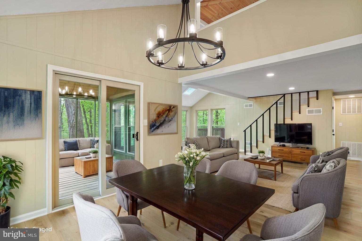 THE WOODS - Residential