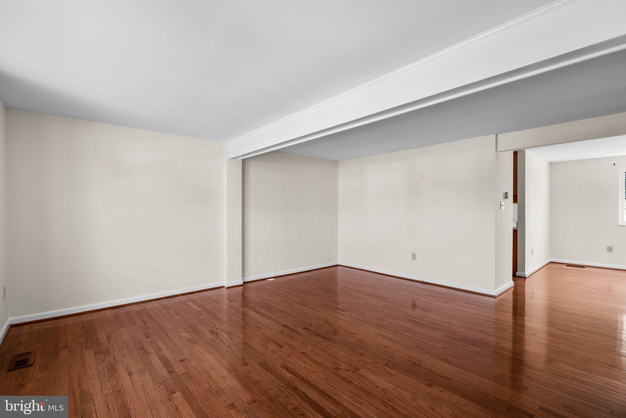 CHARLENE - Residential