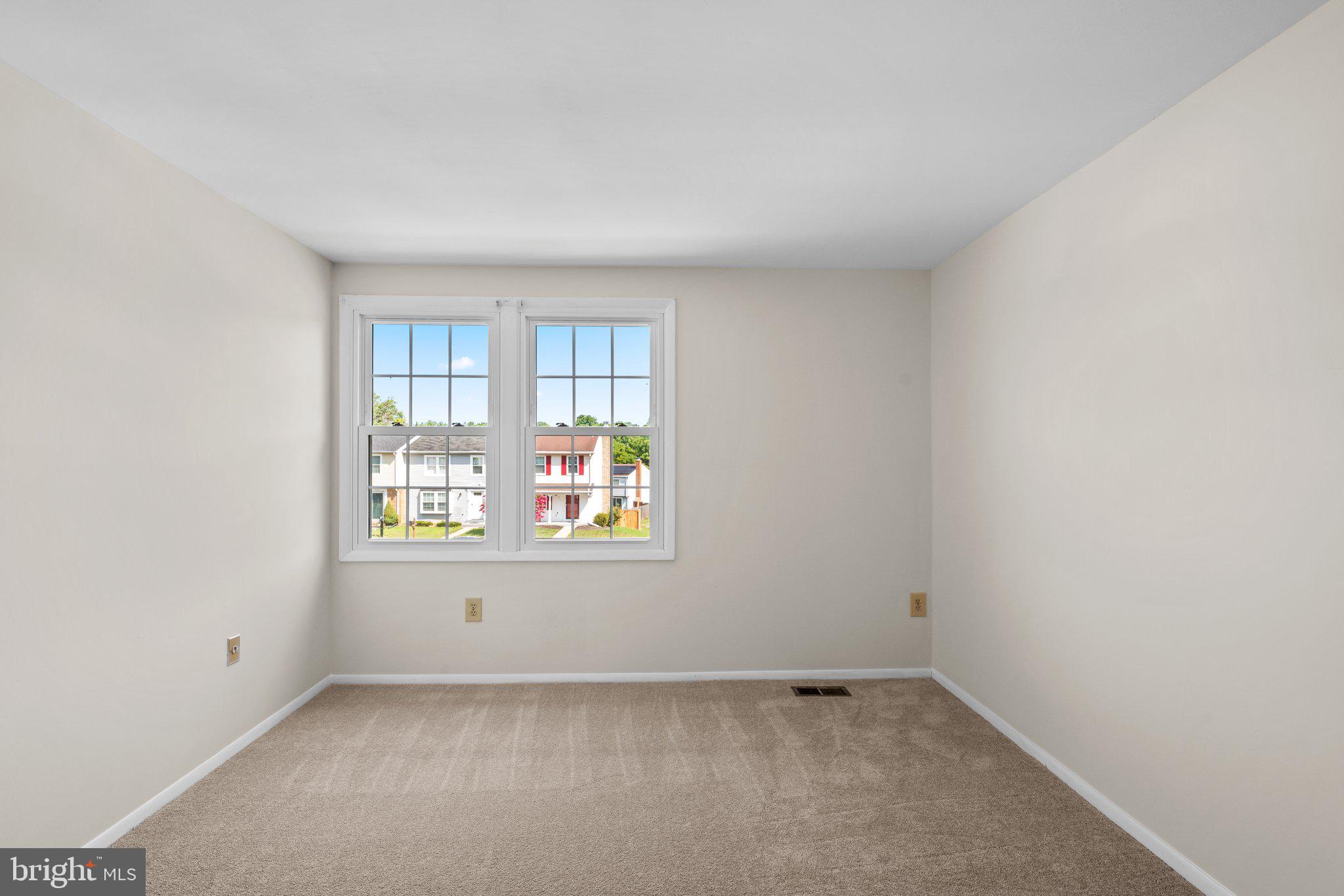 CHARLENE - Residential