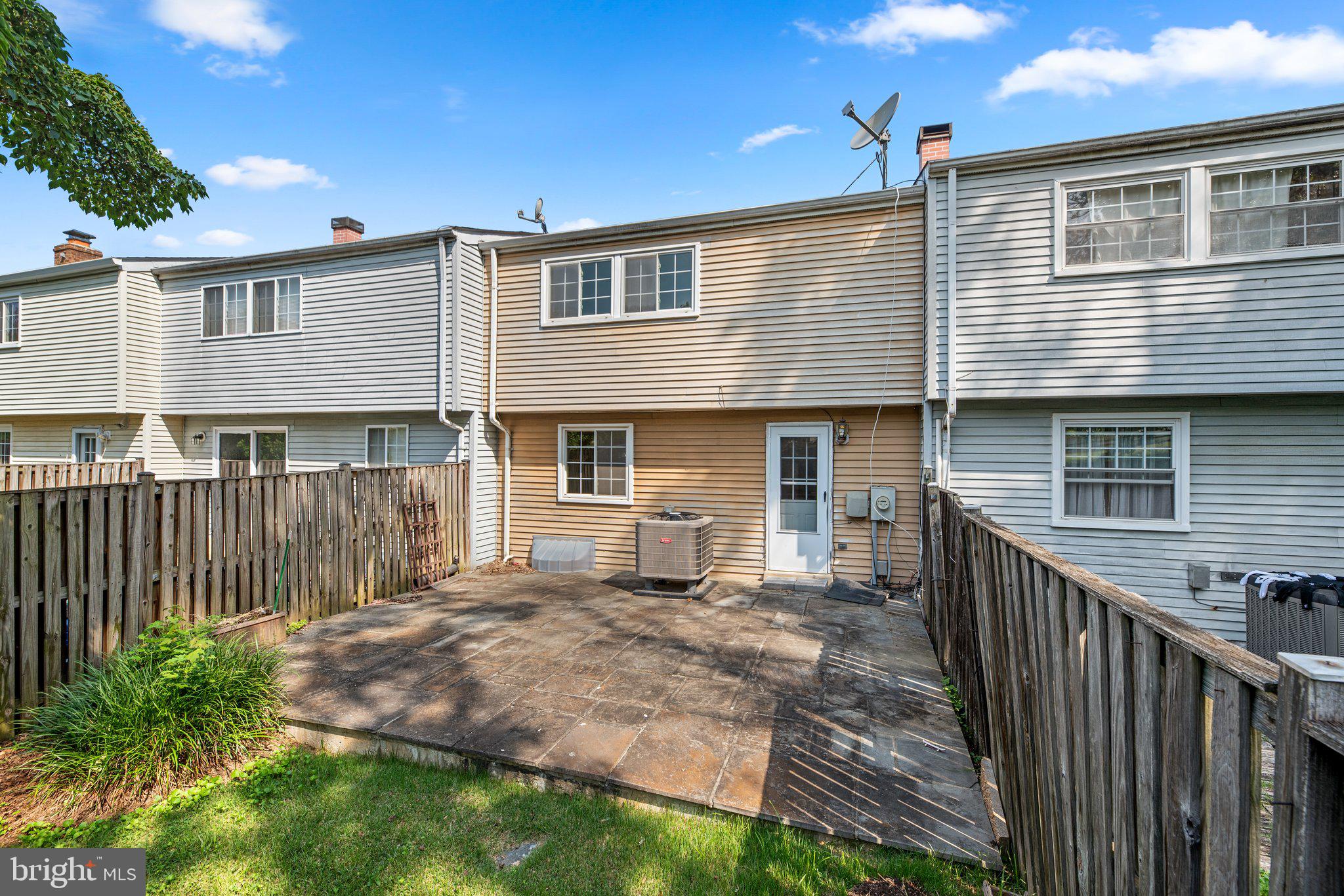 CHARLENE - Residential