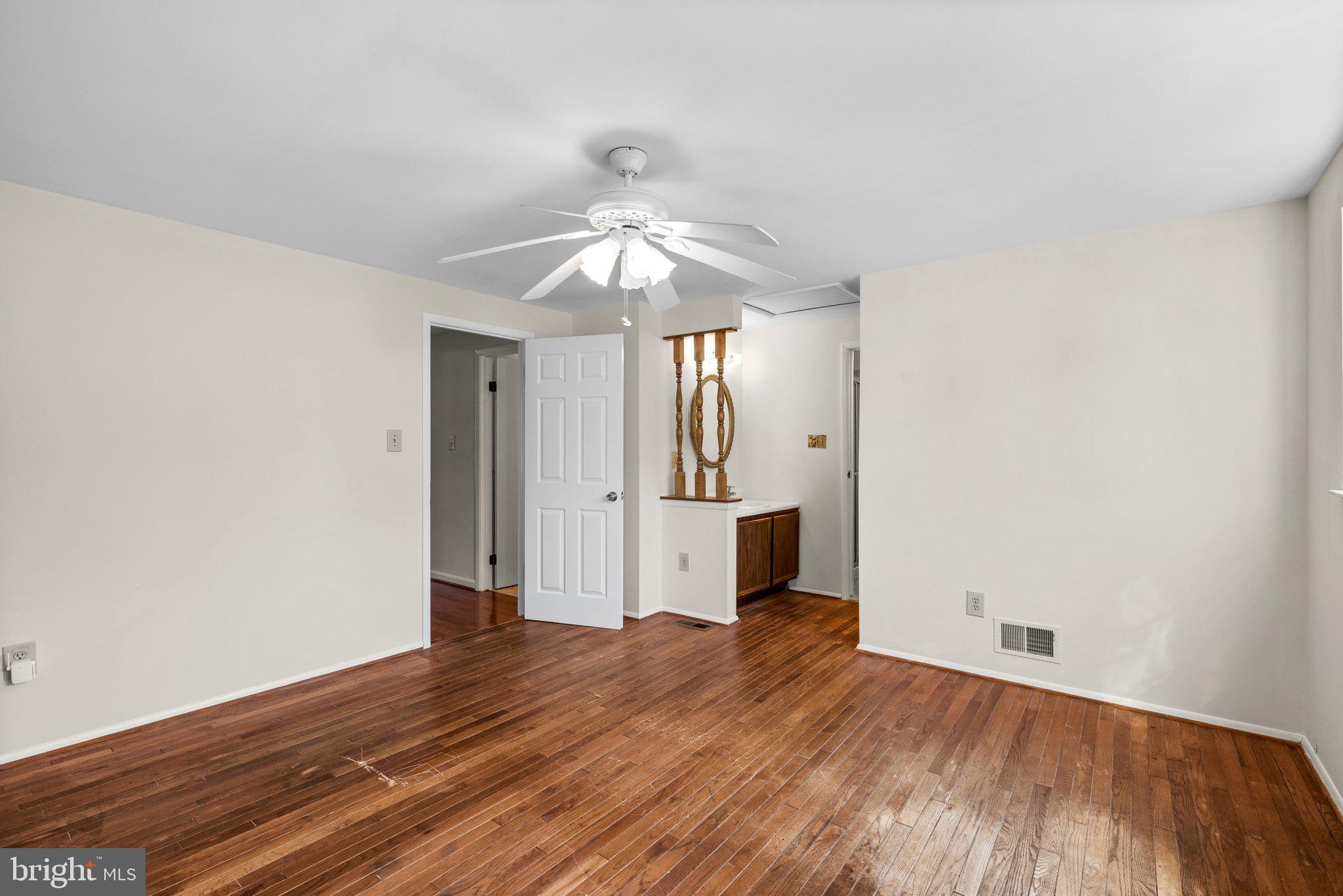 CHARLENE - Residential