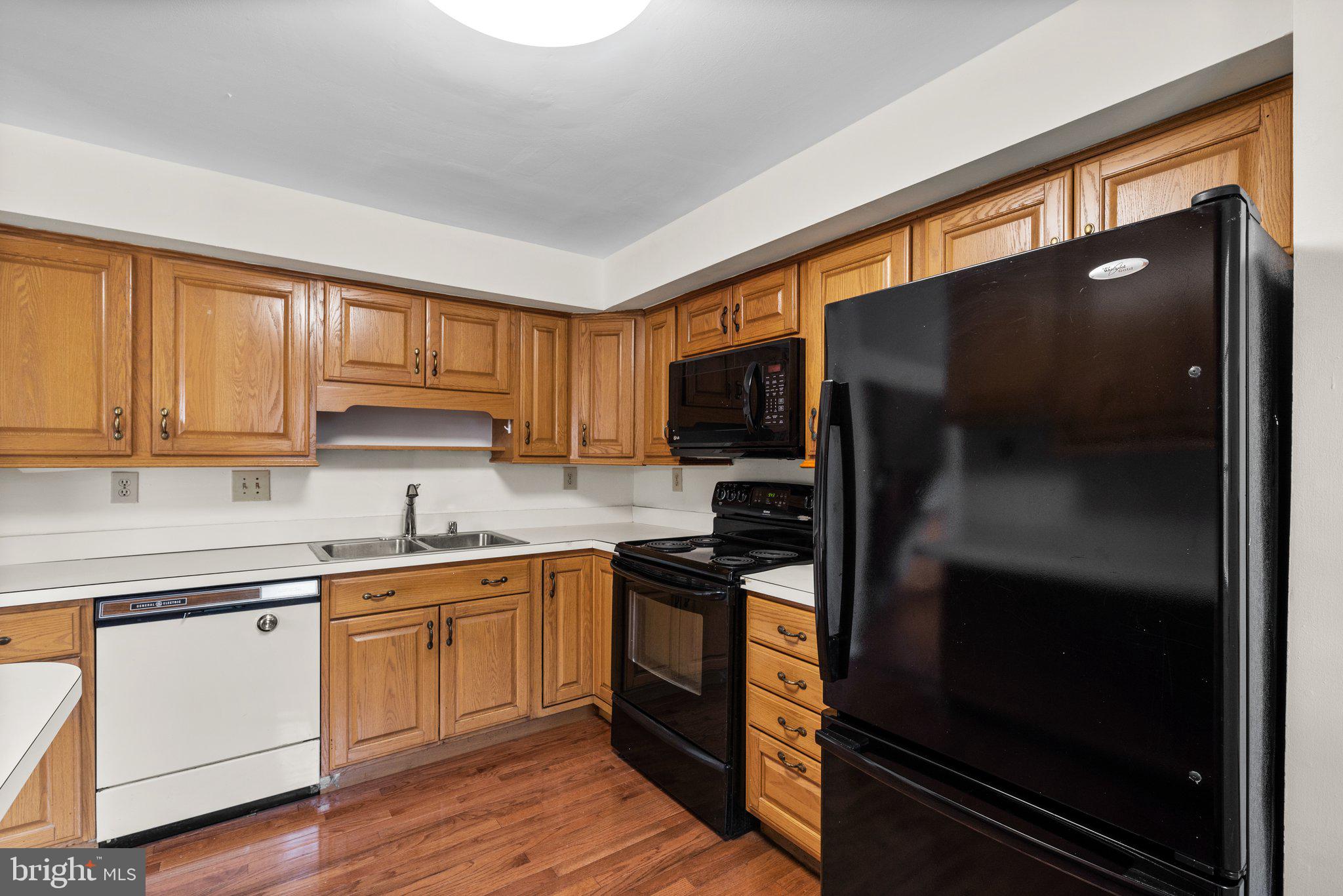 CHARLENE - Residential