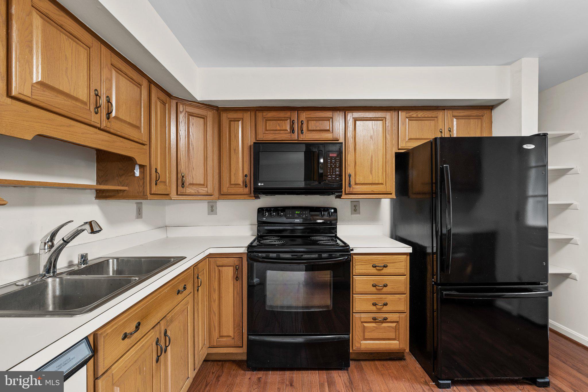 CHARLENE - Residential