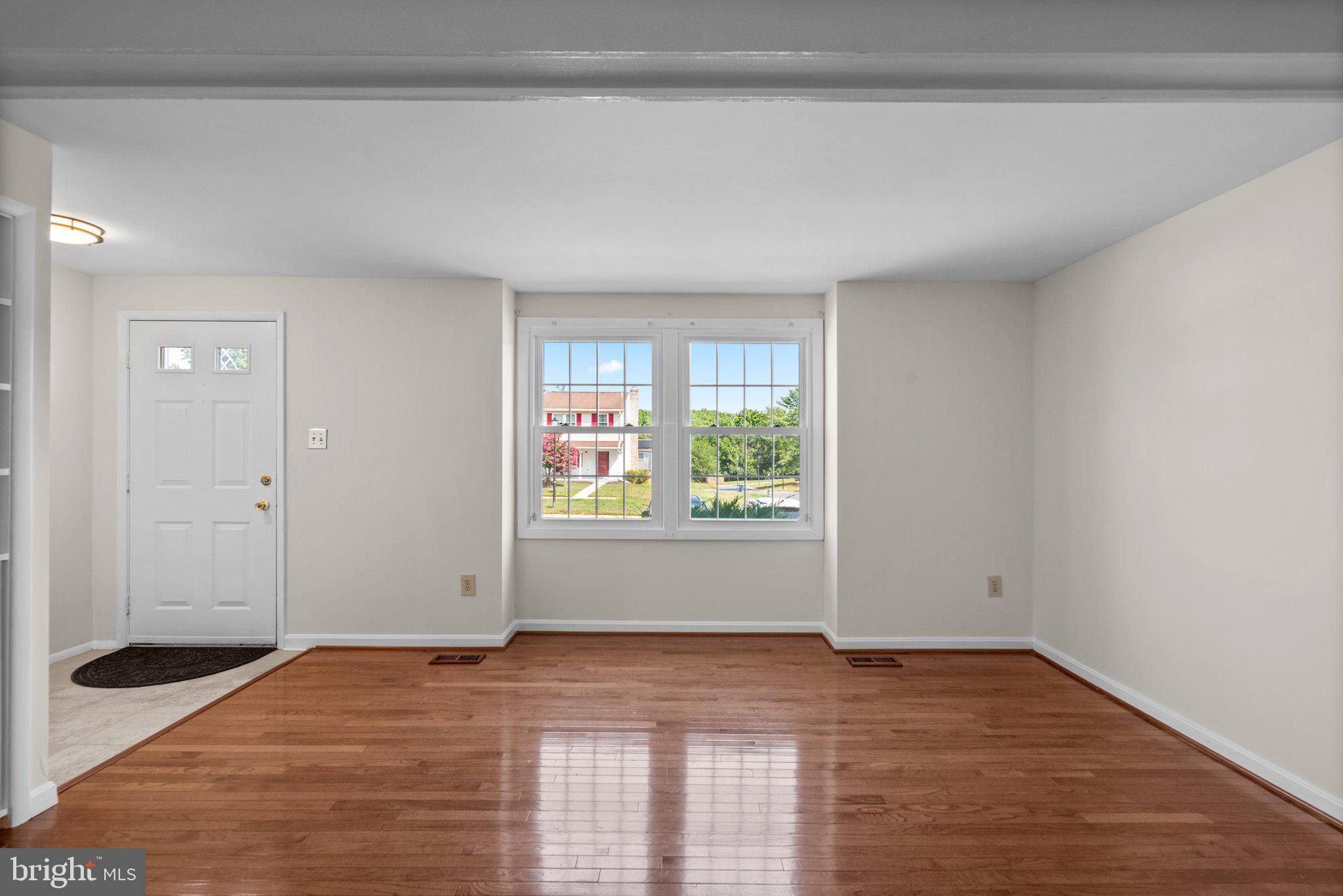 CHARLENE - Residential