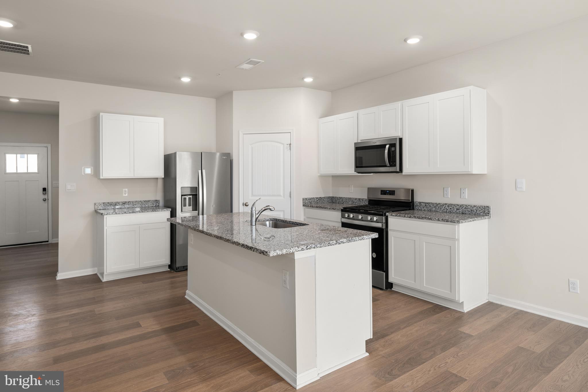 BLACKWATER LANDING - Residential