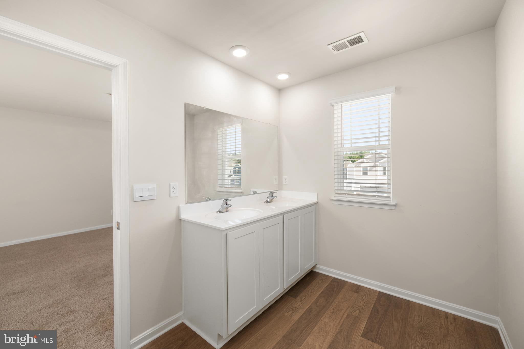 BLACKWATER LANDING - Residential