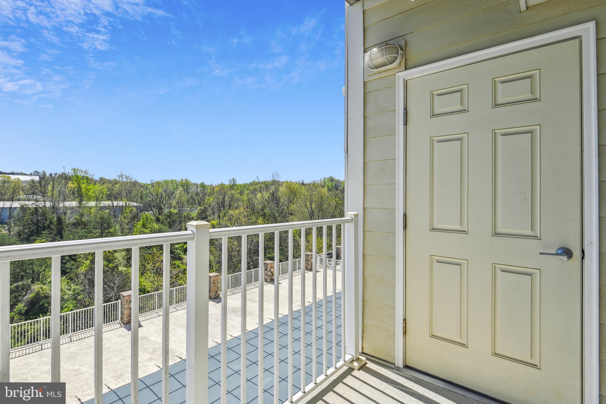 ISABELLA AT MONTICELLO MEWS - Residential