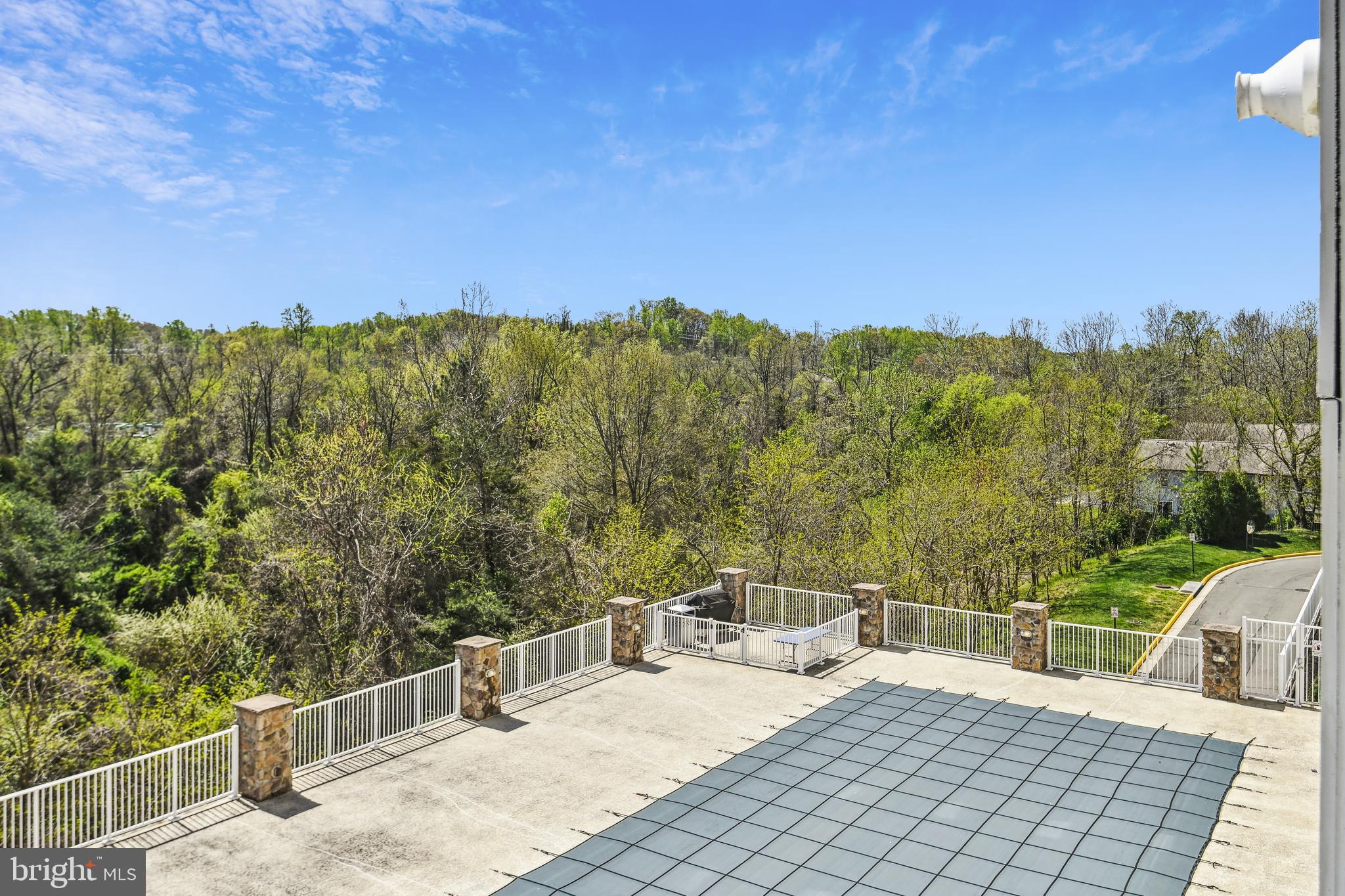 ISABELLA AT MONTICELLO MEWS - Residential
