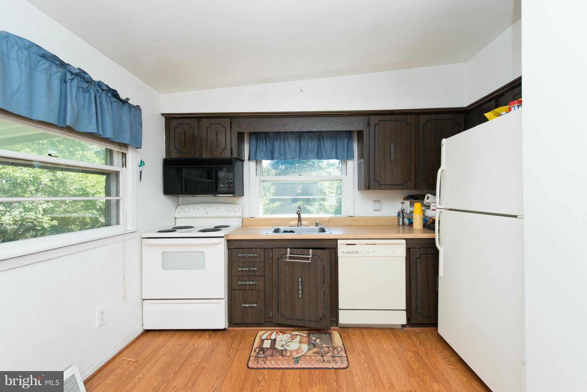 CEDARHURST - Residential