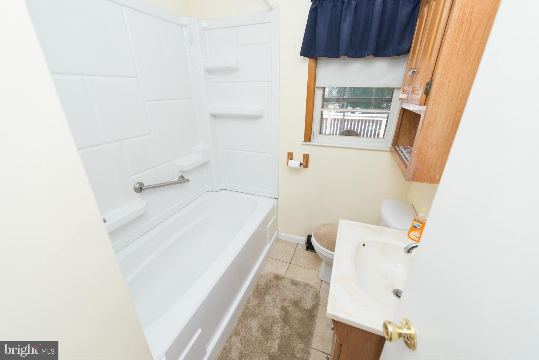 CEDARHURST - Residential