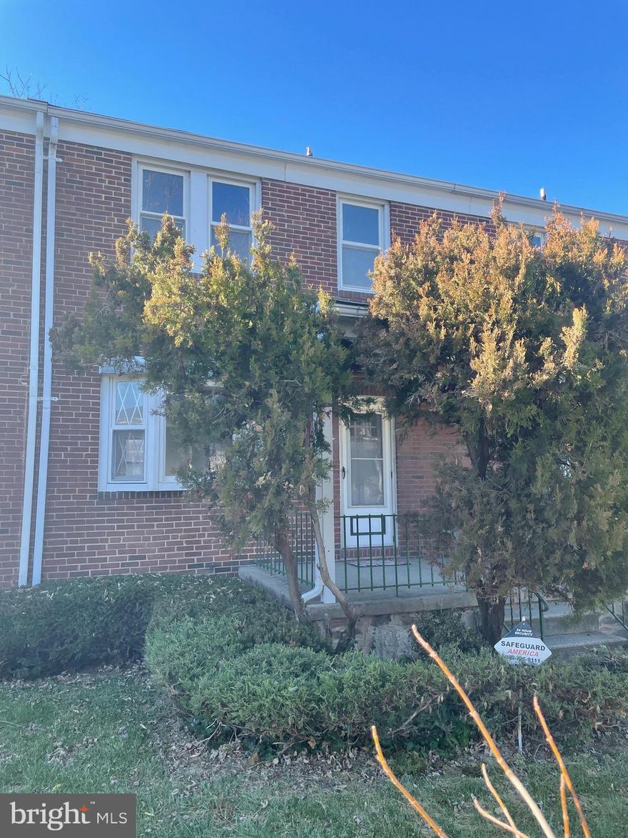 Please contact co-listing agent, Ashok Kumar, for showings, application information and additional questions.

Get ready to come home! From top to bottom, this property has been upgraded with you in mind and will be available for you when you are ready!!! Granite countertops, stainless steel appliances and refinished hardwoods adorn your new home. Sit by the fireplace and entertain family and friends or relax in your multipurpose room and enjoy a night of peace. When you are ready to eat, utilize the upgraded appliances and gourmet style kitchen to make almost any meal you might desire. Have friends and family ready in your great dining room or just have them sit at the island to keep the conversations flowing. Whatever your use is, you have found home here. The home could go on, but why don't you come and take a look for yourself!!