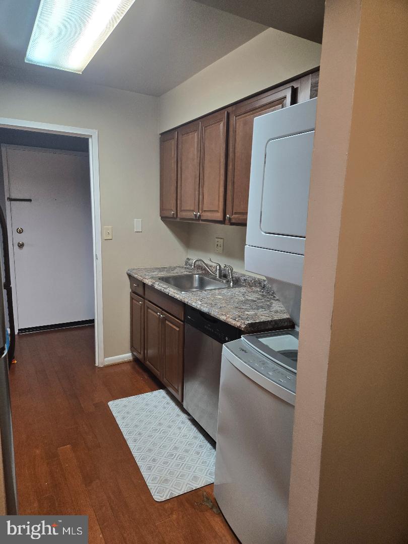 HUNTING RIDGE - Residential Lease