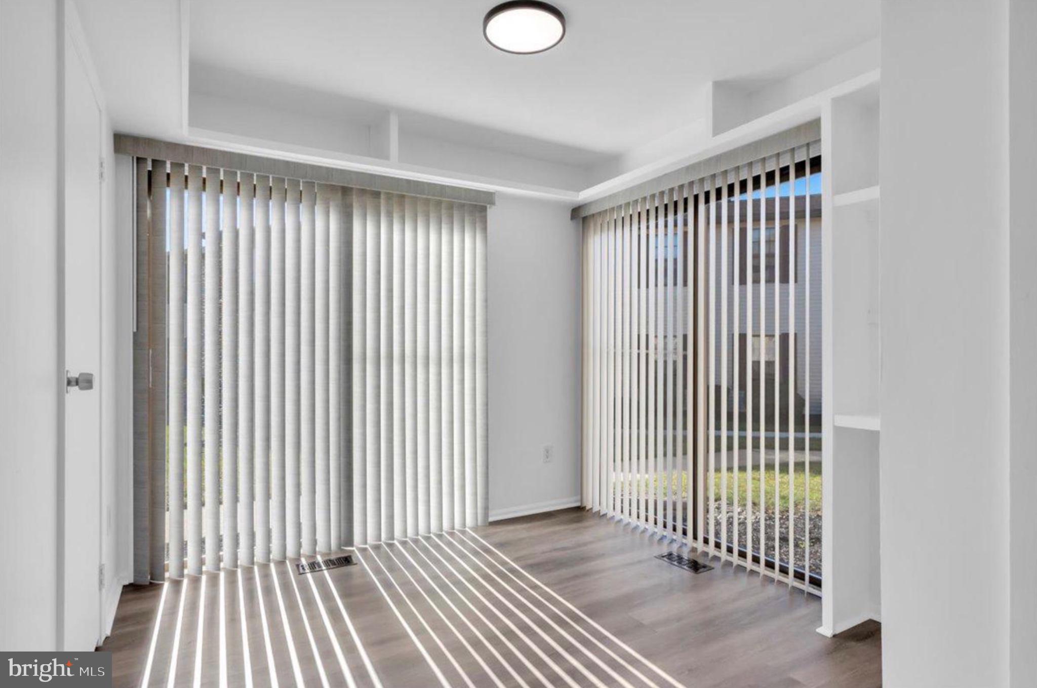 21 UXBRIDGE PLACE