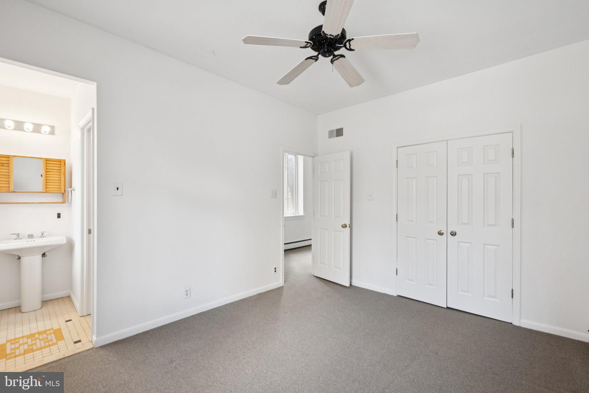 WASHINGTON SQ WEST - Residential Income